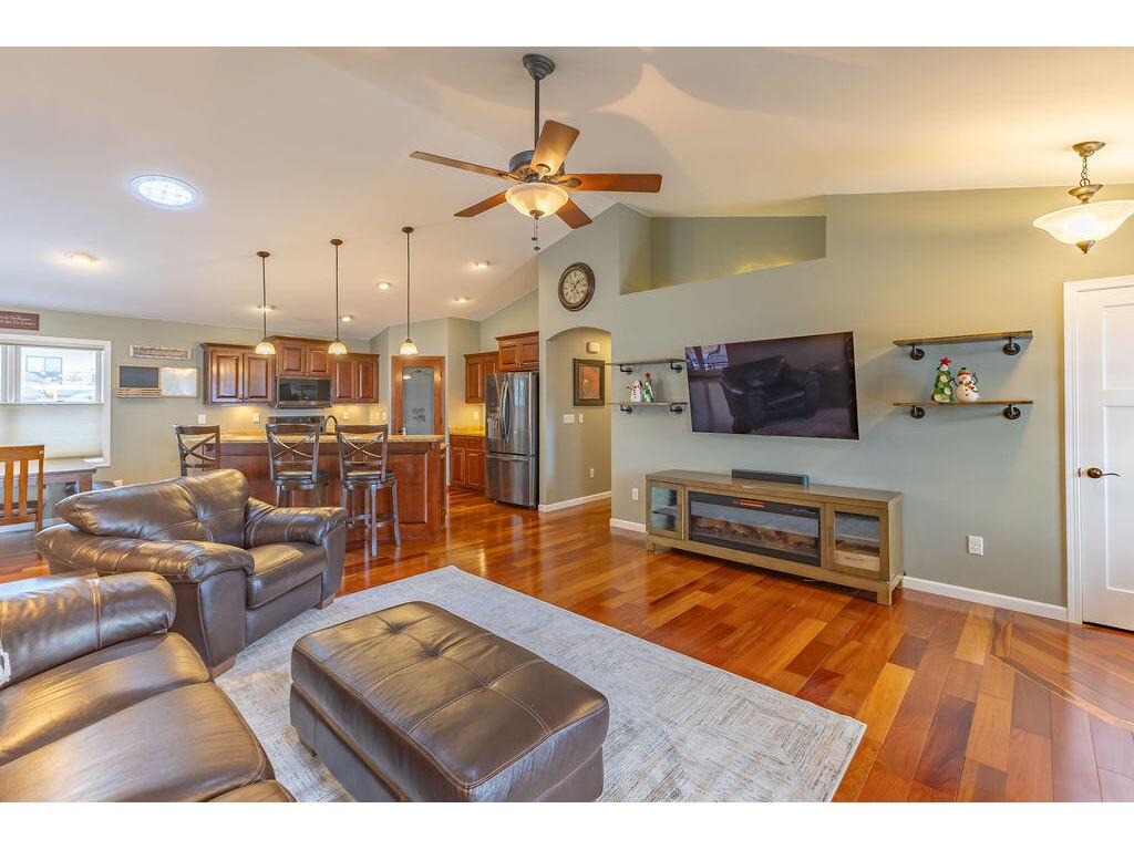 905 Pioneer Holmen WI 54636 1944268 image16