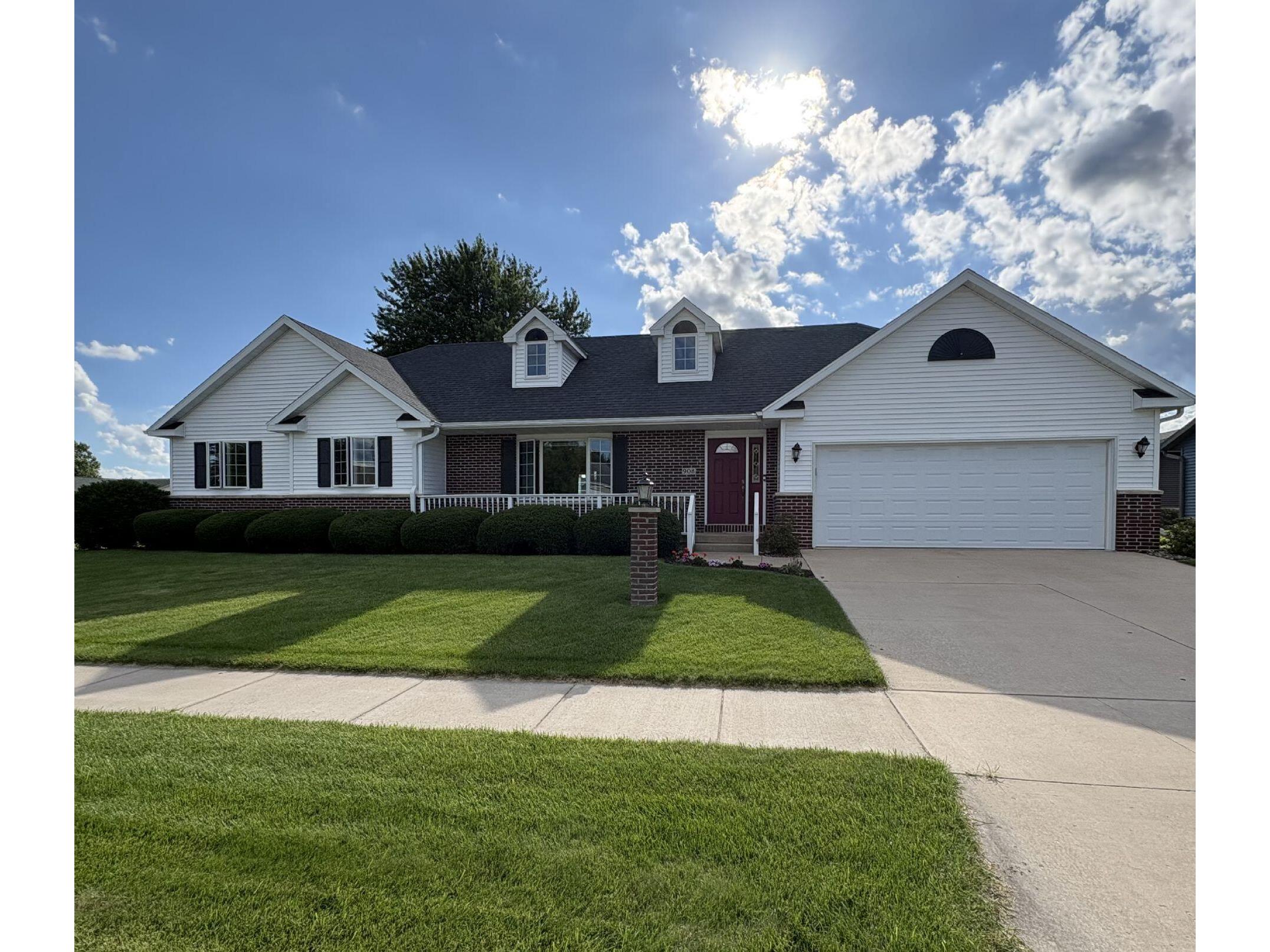 908 2nd Holmen WI 54636 1969338 image1