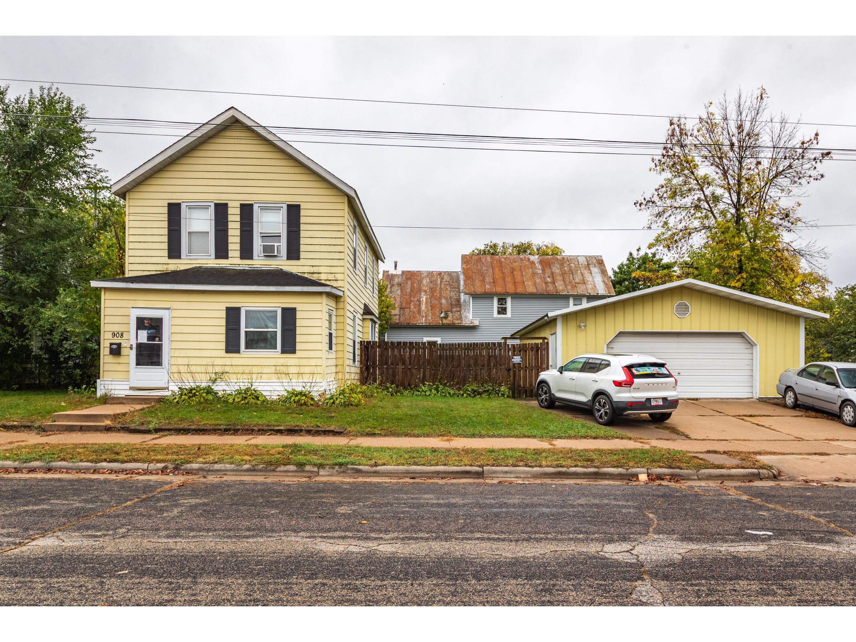 908 Gohres La Crosse WI 54603 1939603 image1