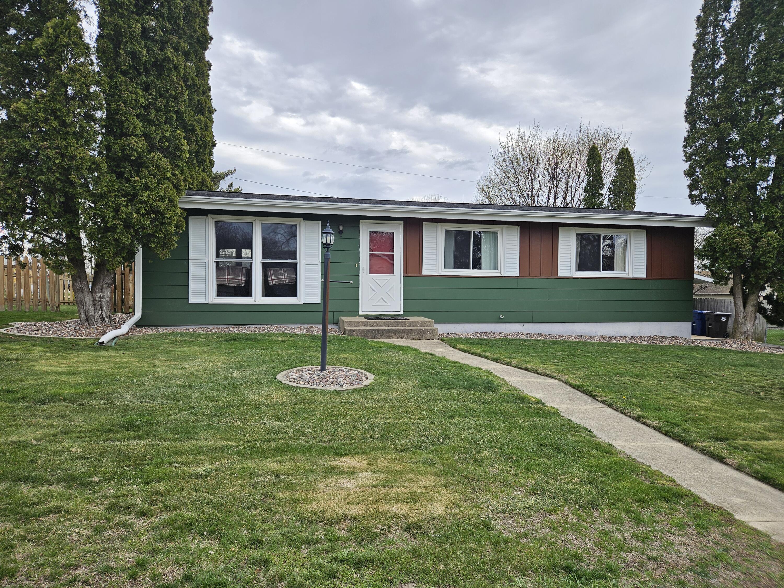 909 Wellington St Sparta WI 54656 1871776 image1