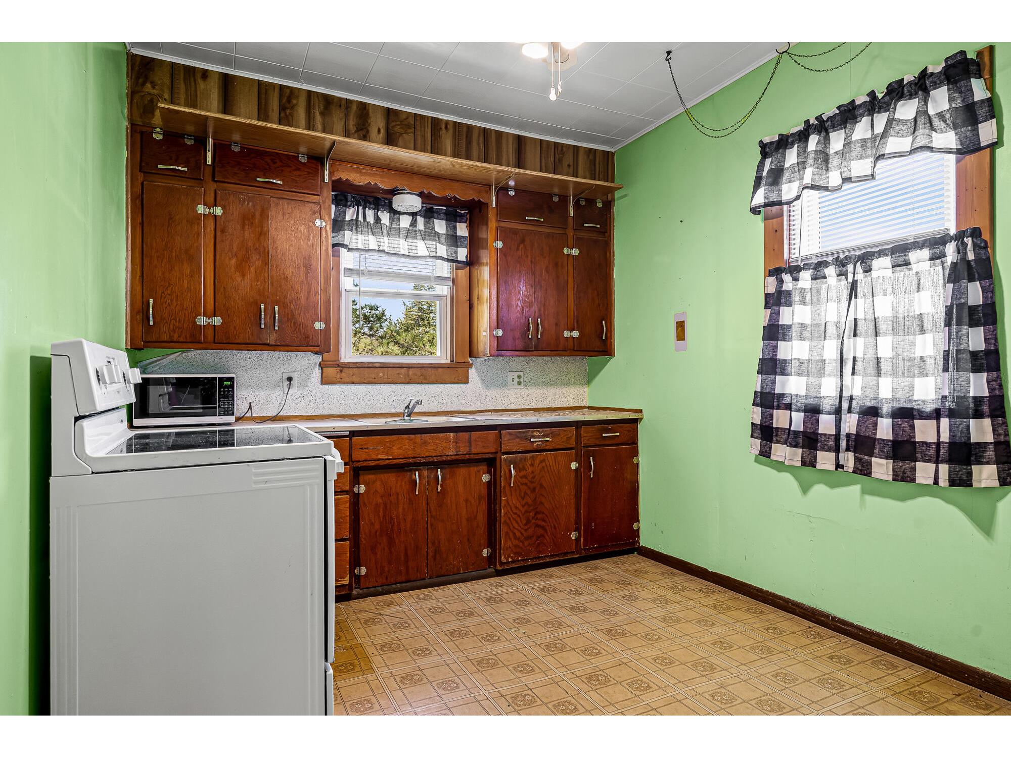 910 E Broadway Blair WI 54616 1962831 image14