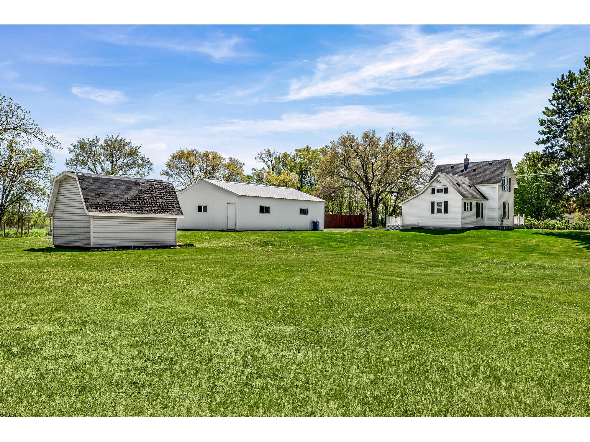 910 E Broadway Blair WI 54616 1962831 image25