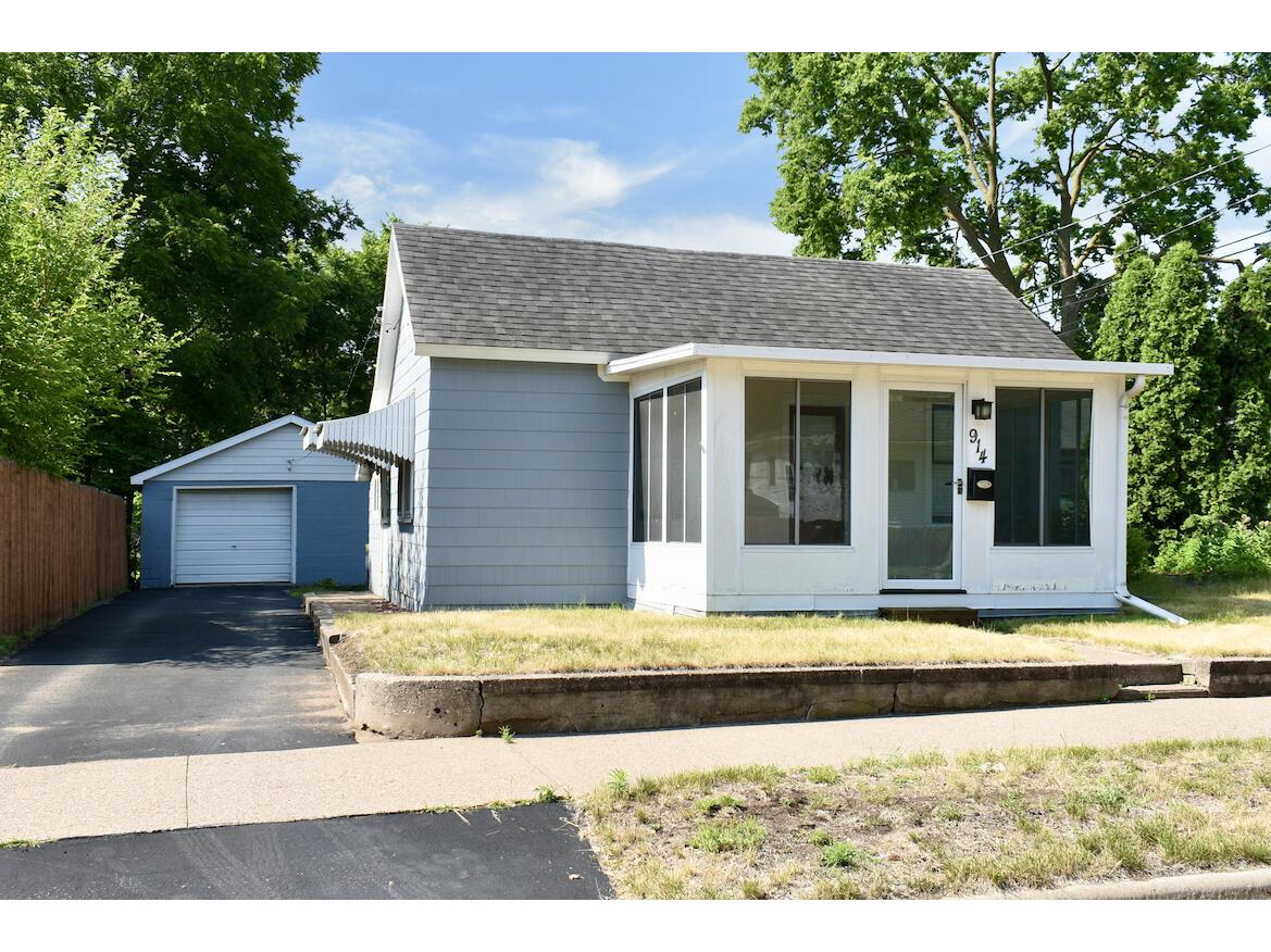 914 St James La Crosse WI 54603 1839297 image1