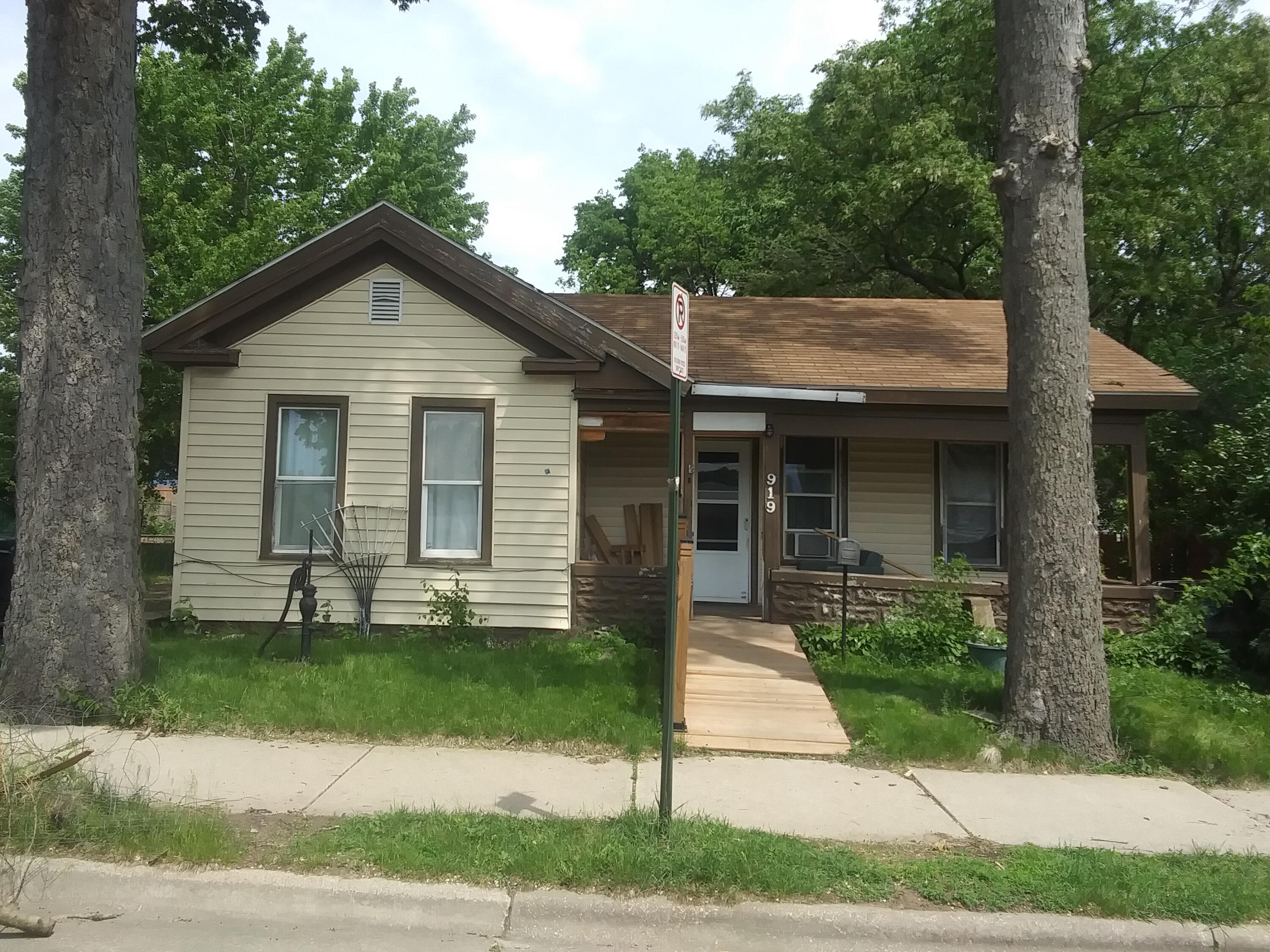 919 St Cloud La Crosse WI 54603 1946887 image1