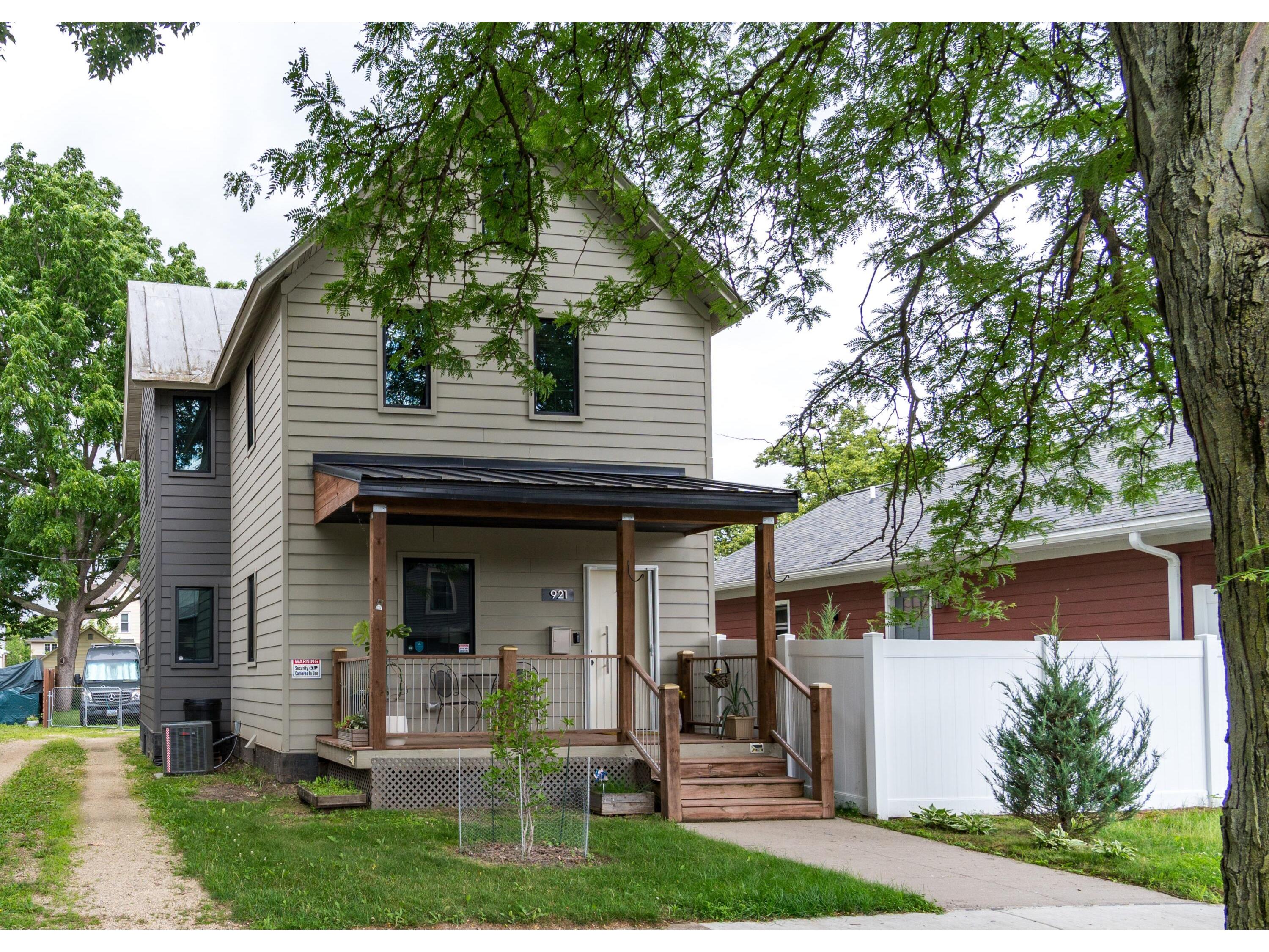 921 5th La Crosse WI 54601 1968156 image1