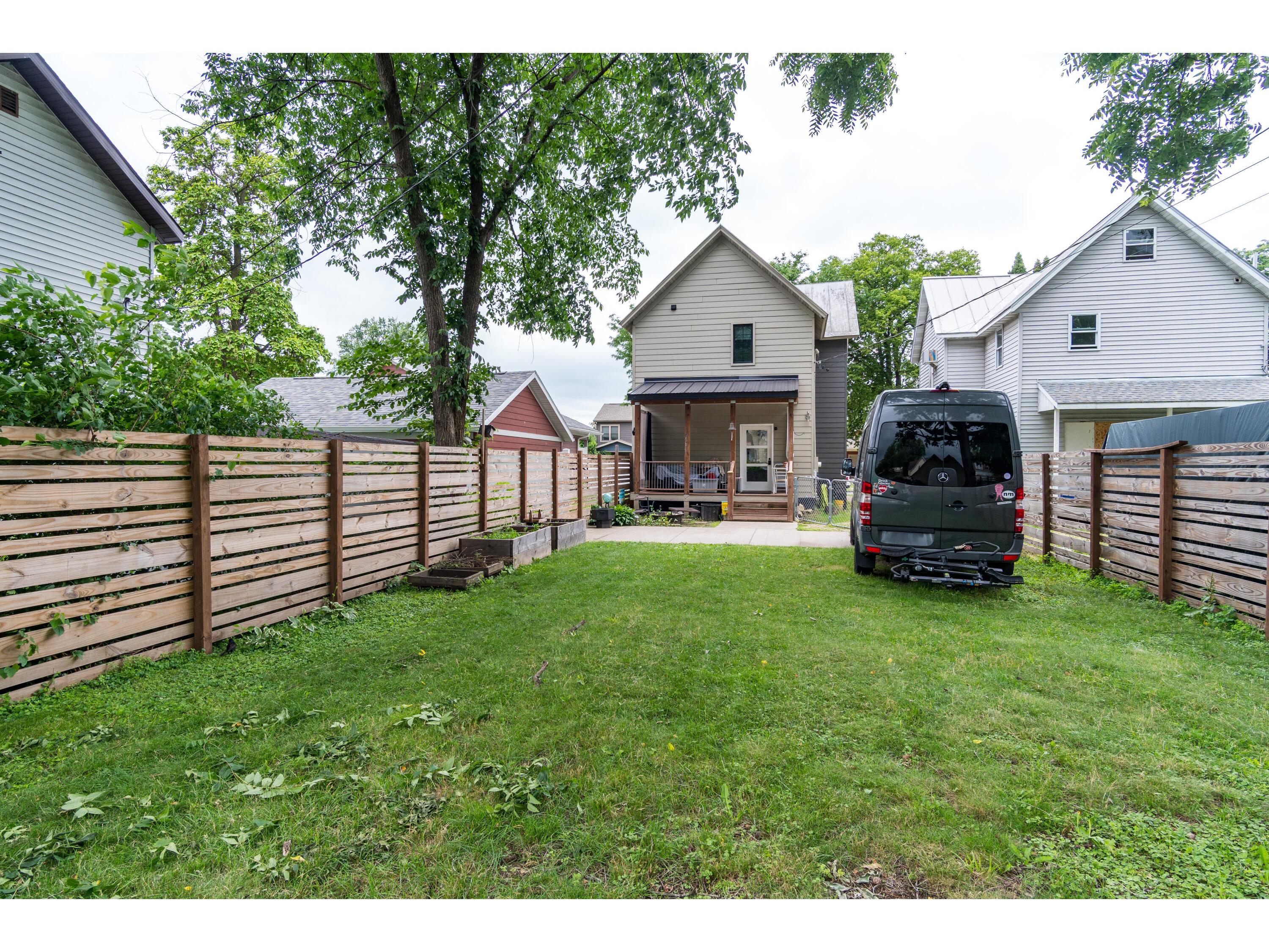 921 5th La Crosse WI 54601 1968156 image23