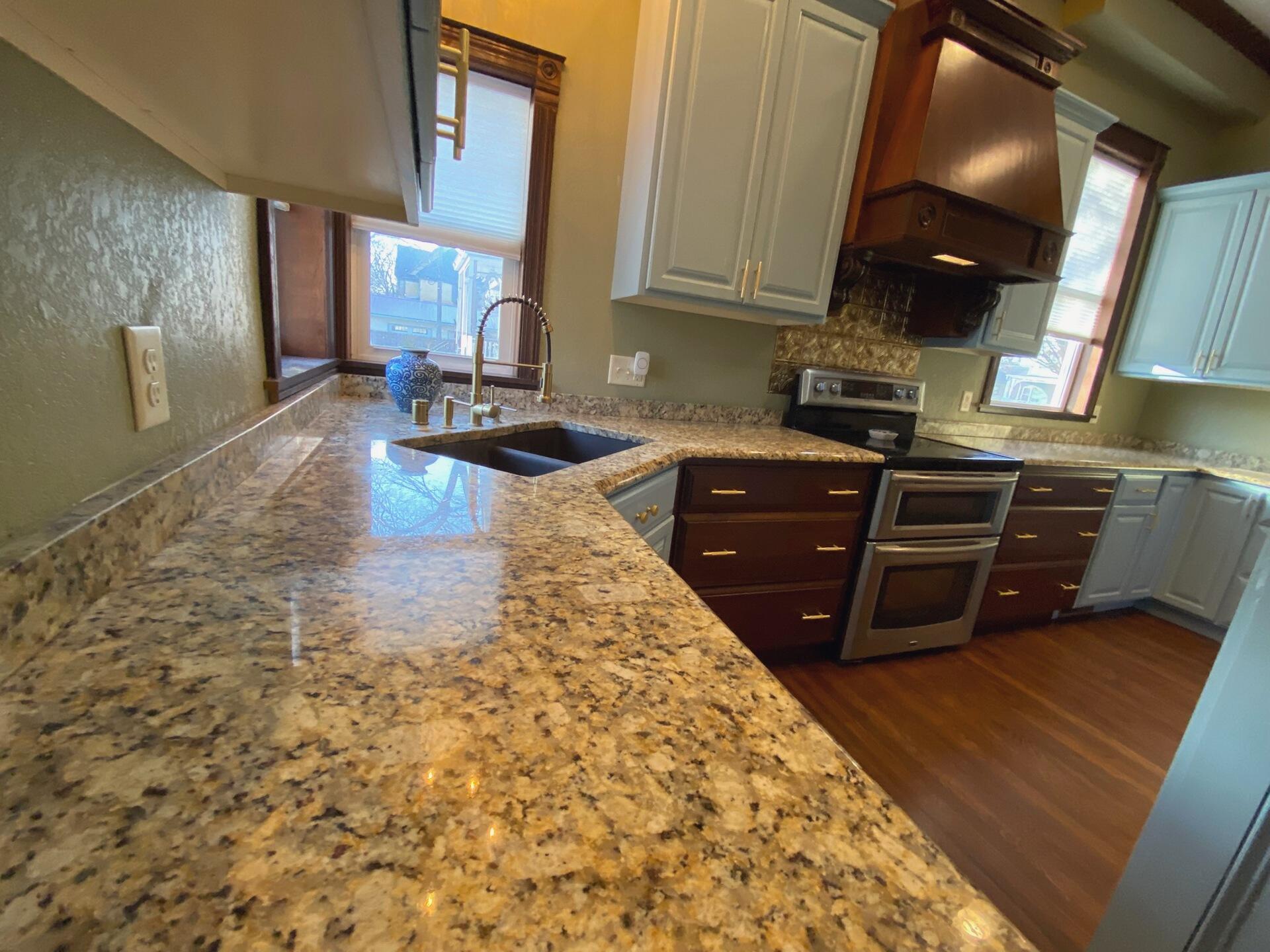 928 King La Crosse WI 54601 1950509 image17