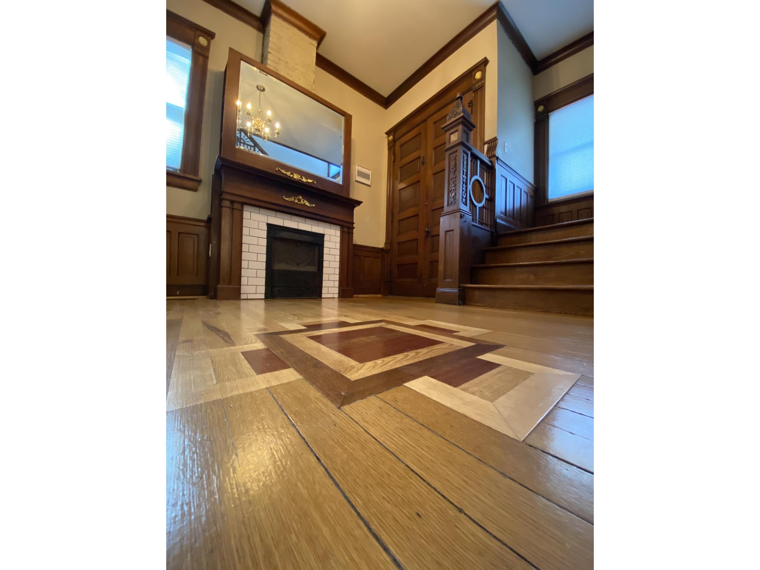 928 King La Crosse WI 54601 1950509 image4