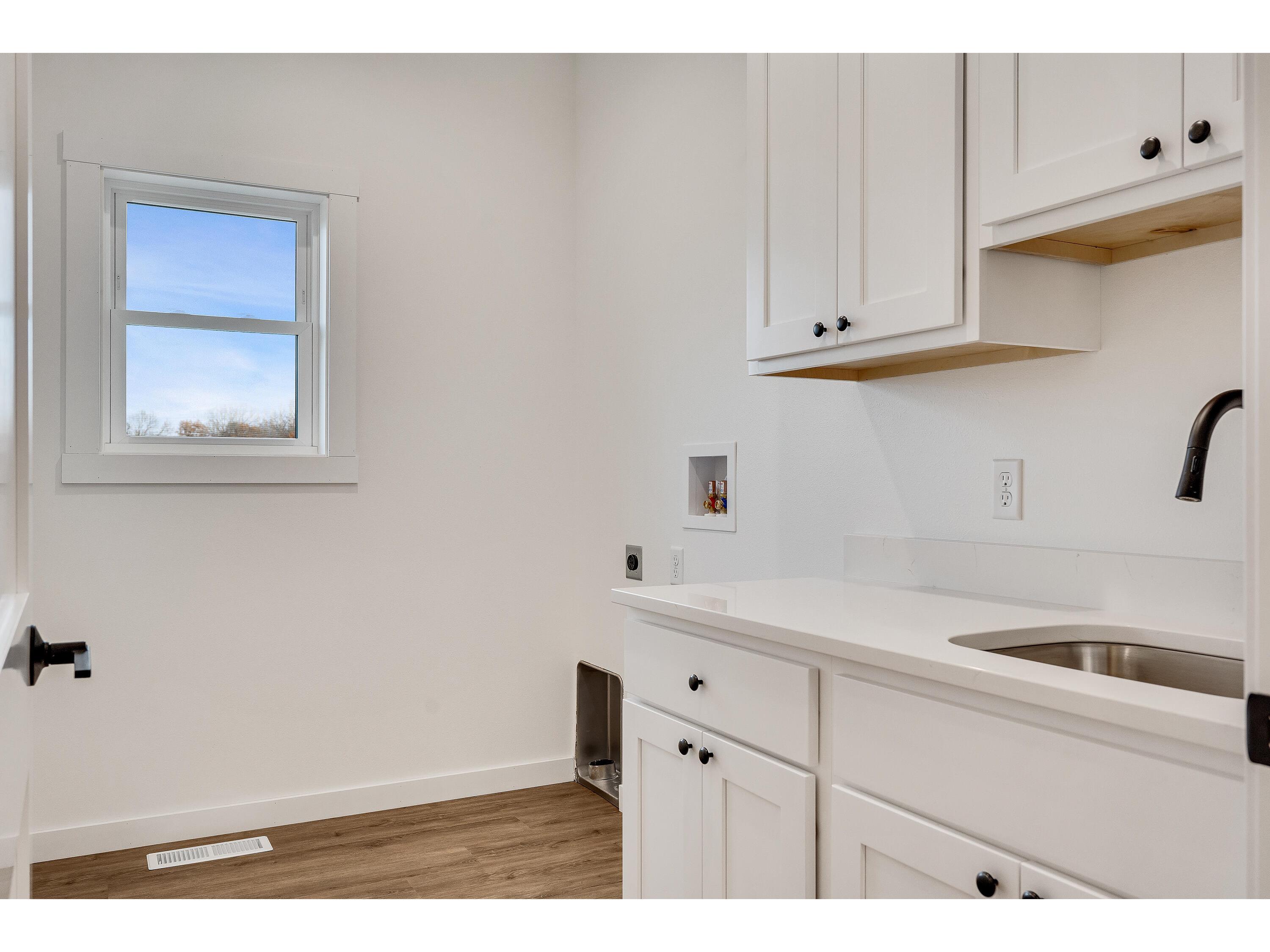 935 Crockett Holmen WI 54636 1934607 image19