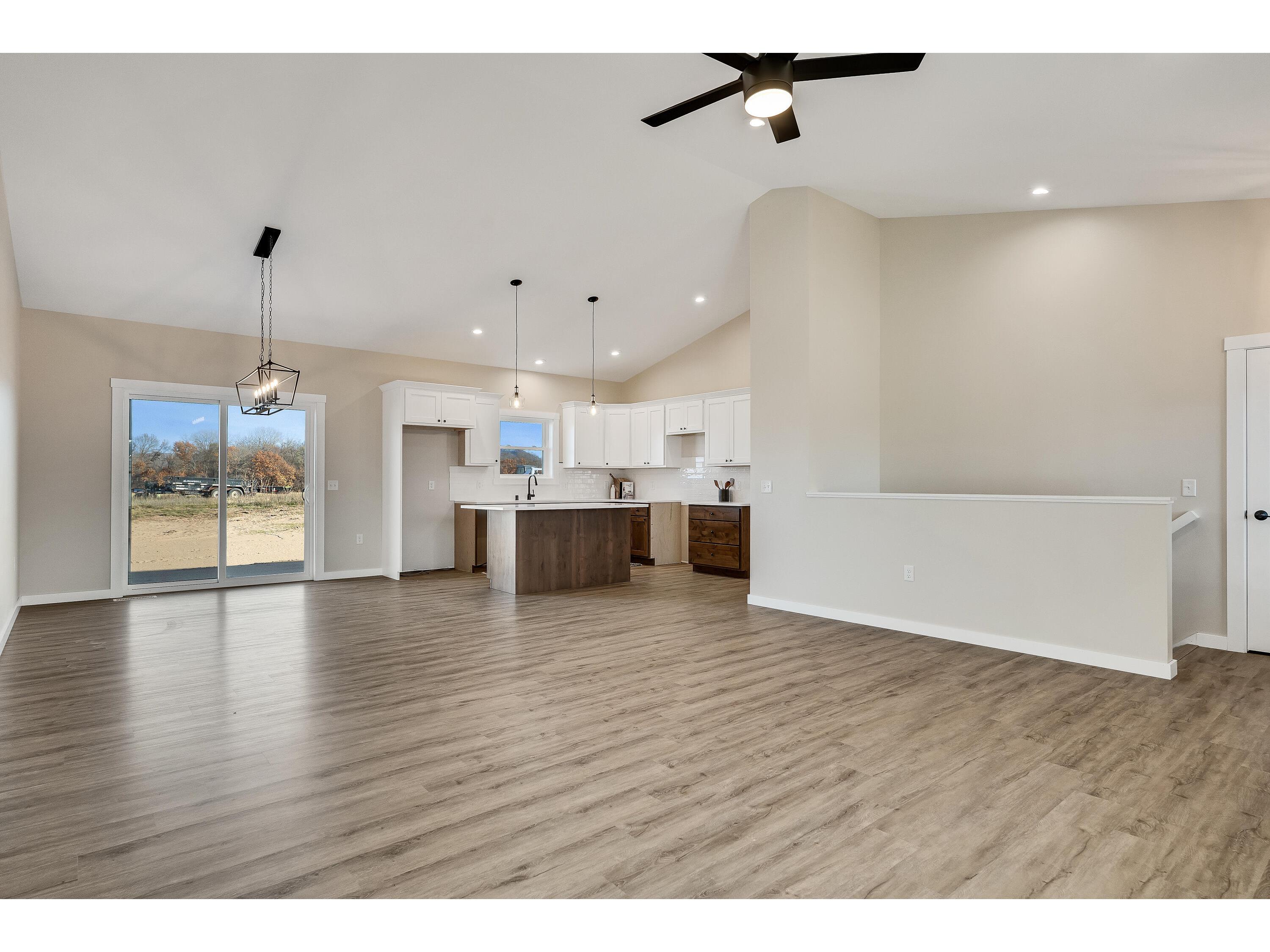 935 Crockett Holmen WI 54636 1949418 image7