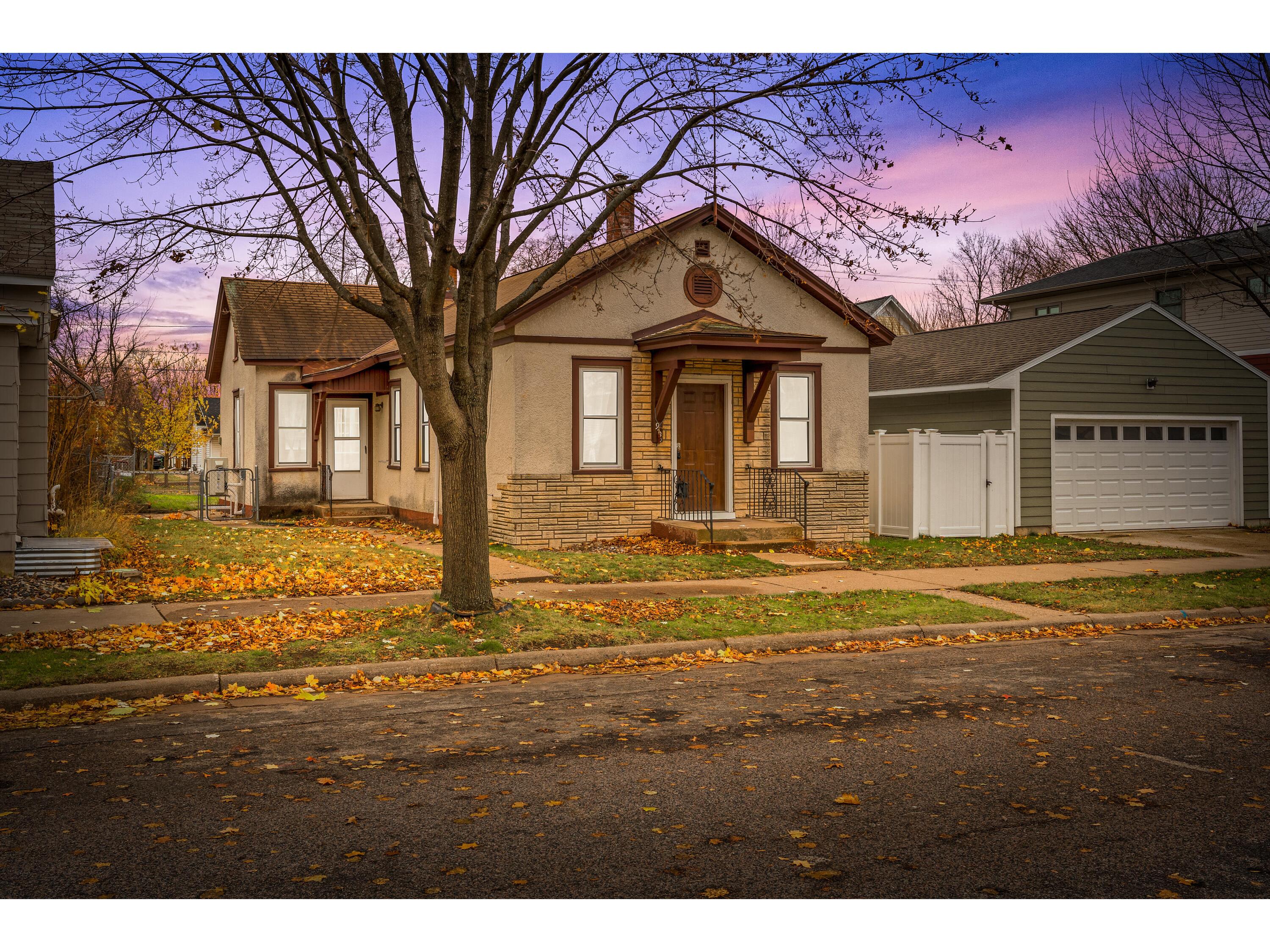 936 Hood La Crosse WI 54601 1900350 image1