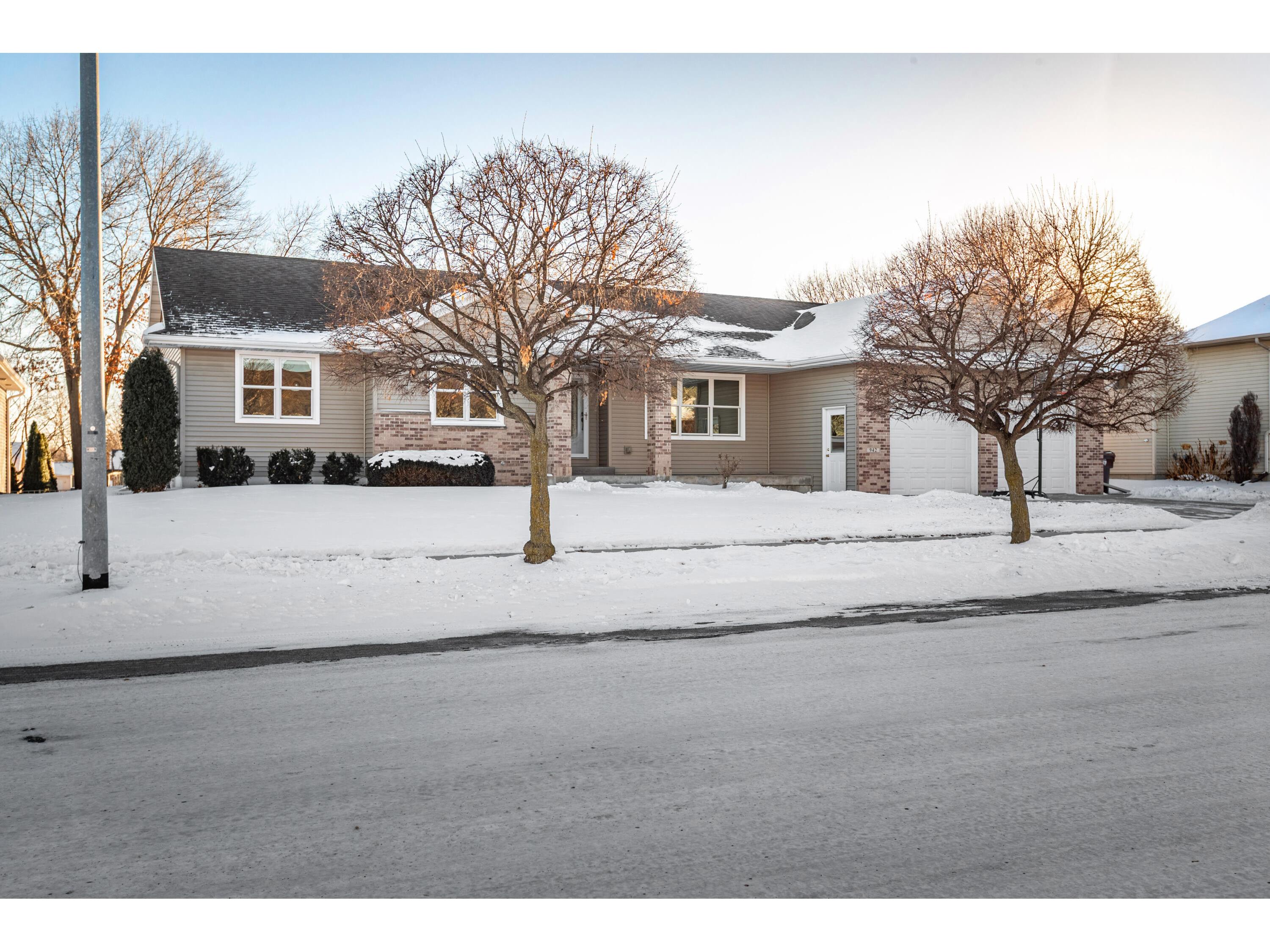 942 Oak Timber Onalaska WI 54650 1948903 image1