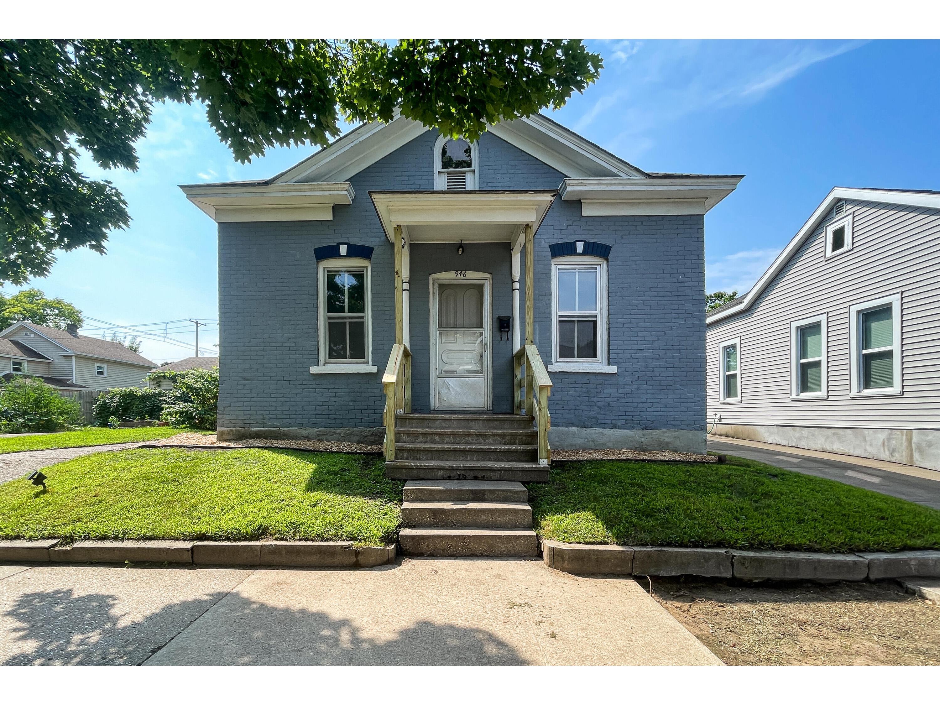 946 Hood La Crosse WI 54601 1931335 image1