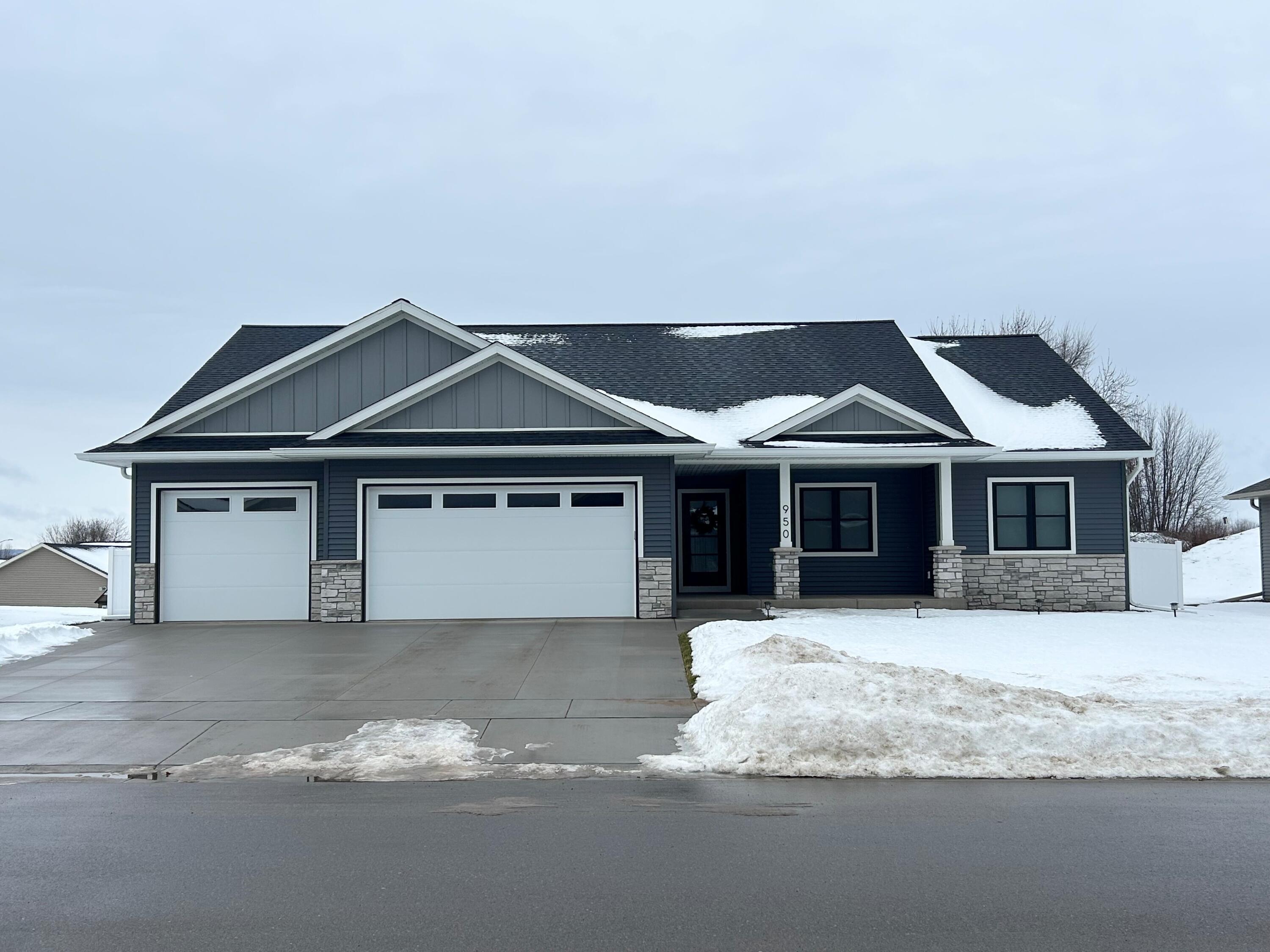 950 Crockett Holmen WI 54636 1945458 image1