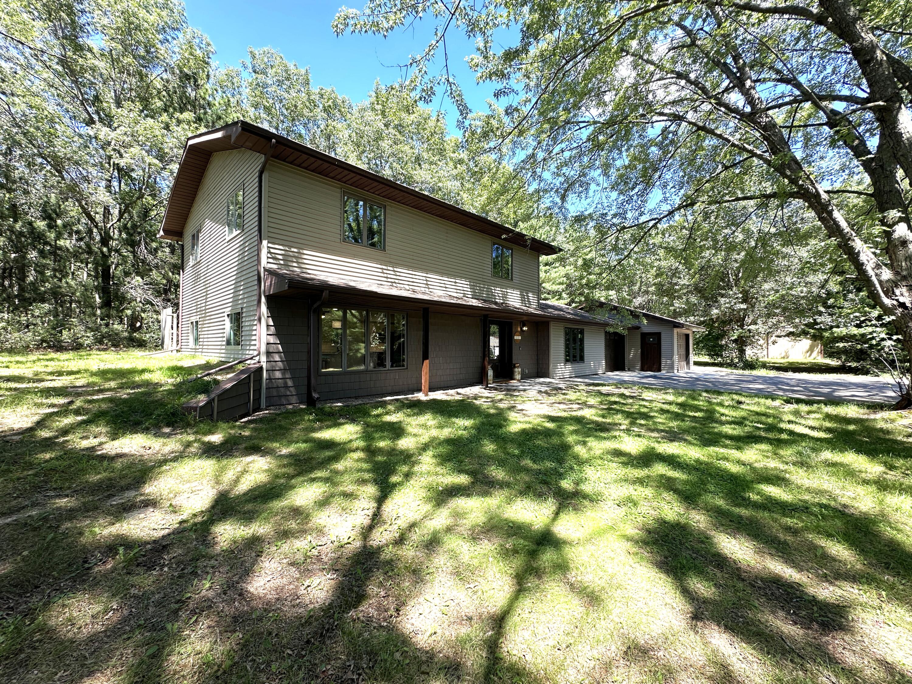 9516 Enterprise La Grange WI 54660 1927135 image1