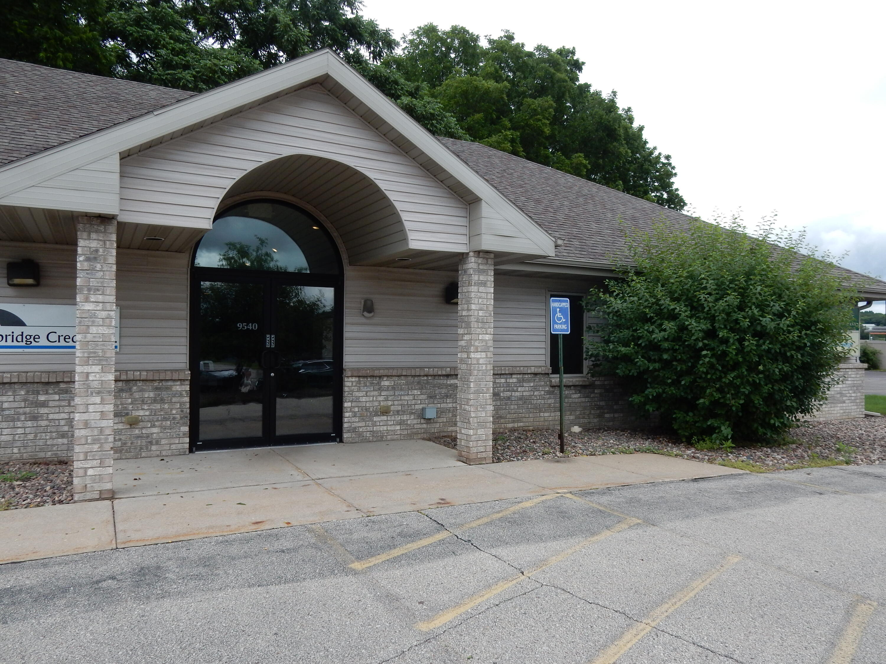 9540 East 16 Frontage RD, Onalaska, WI 54650 MLS 1754258 Edina Realty