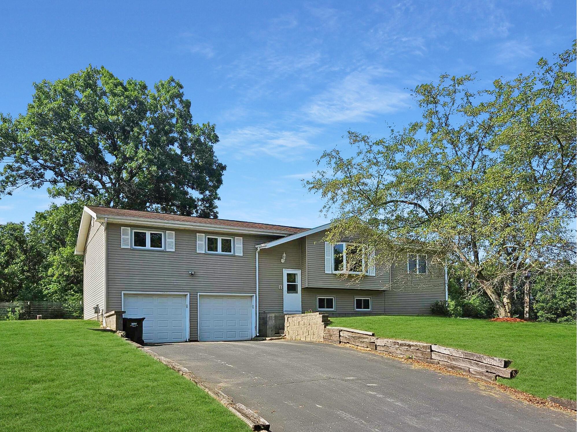 9560 Idell Sparta WI 54656 1842739 image1