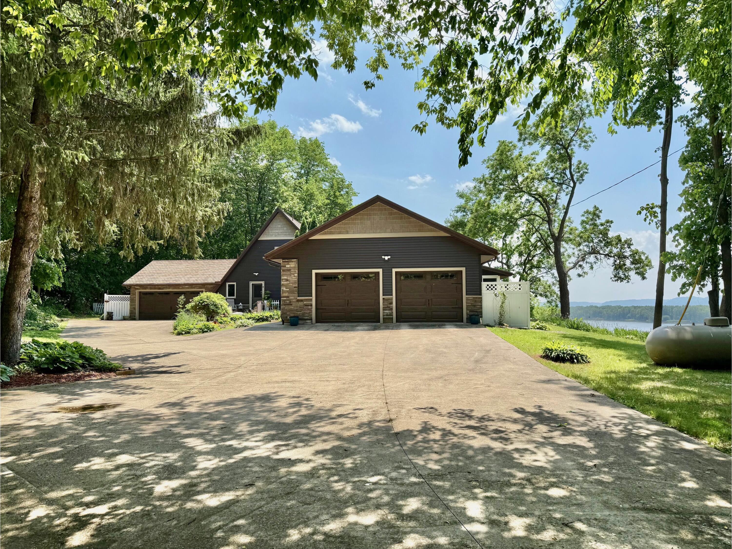 9642 State Highway 35 De Soto WI 54624 1958099 image1