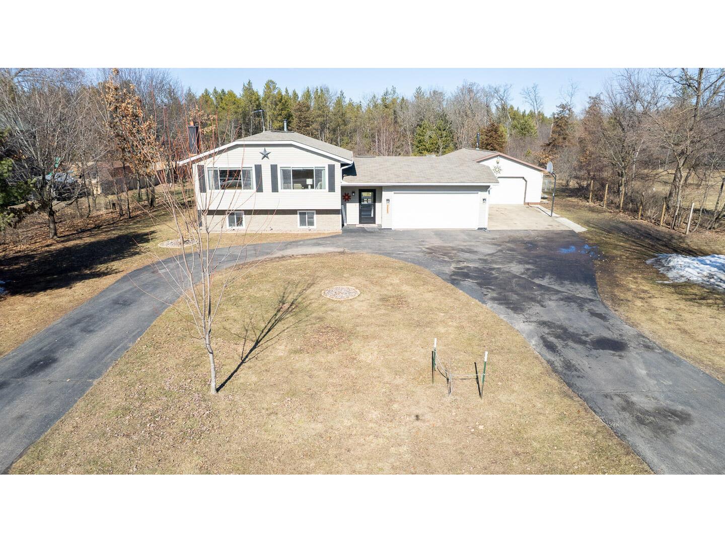 9680 Idell Sparta WI 54656 1950861 image1