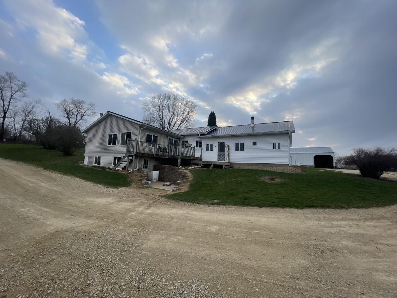 E10332 McCarty Kickapoo WI 54652 1831823 image1