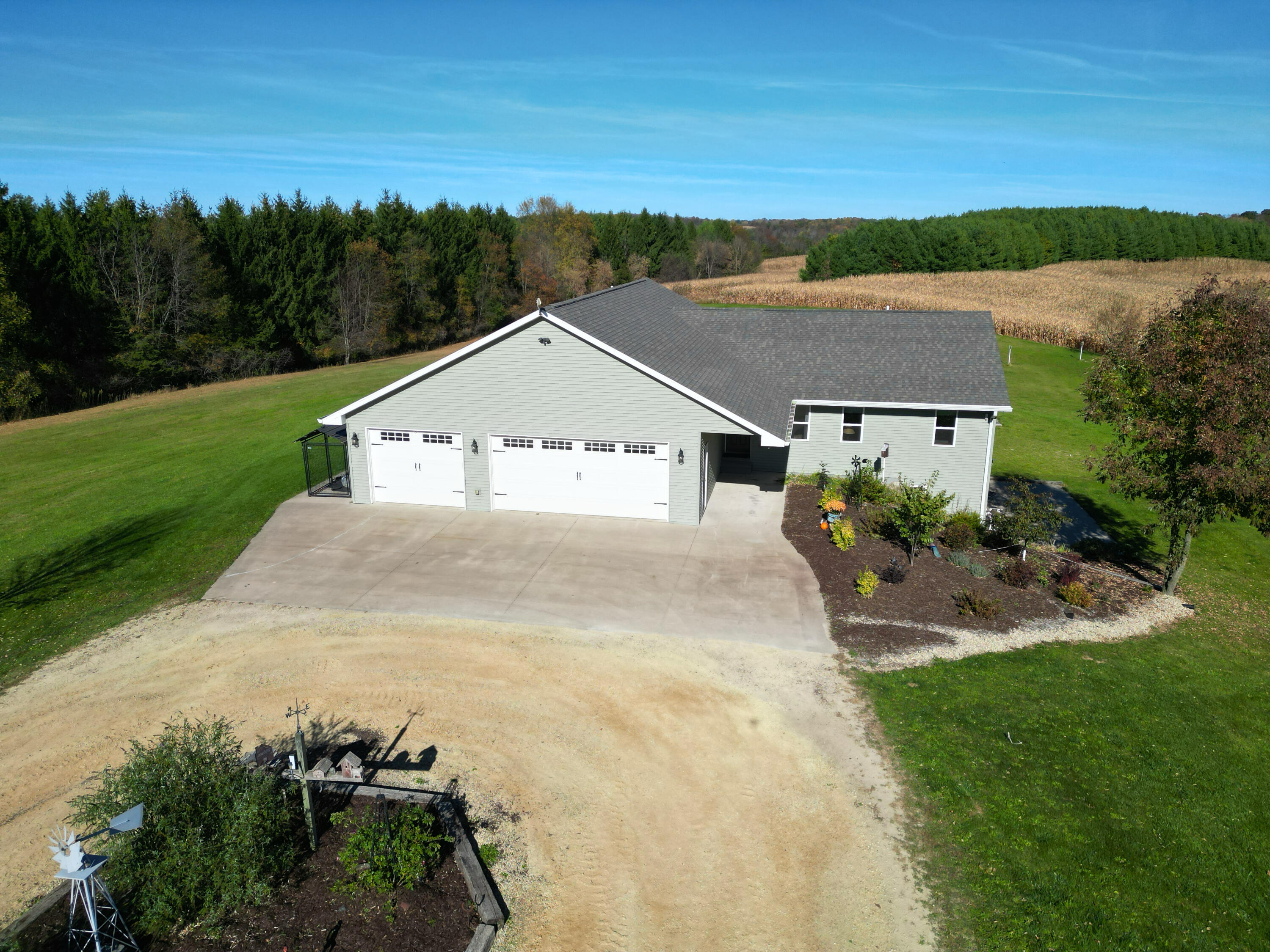 E10446 Mc Carty Rd Kickapoo WI 54652 1897085 image1