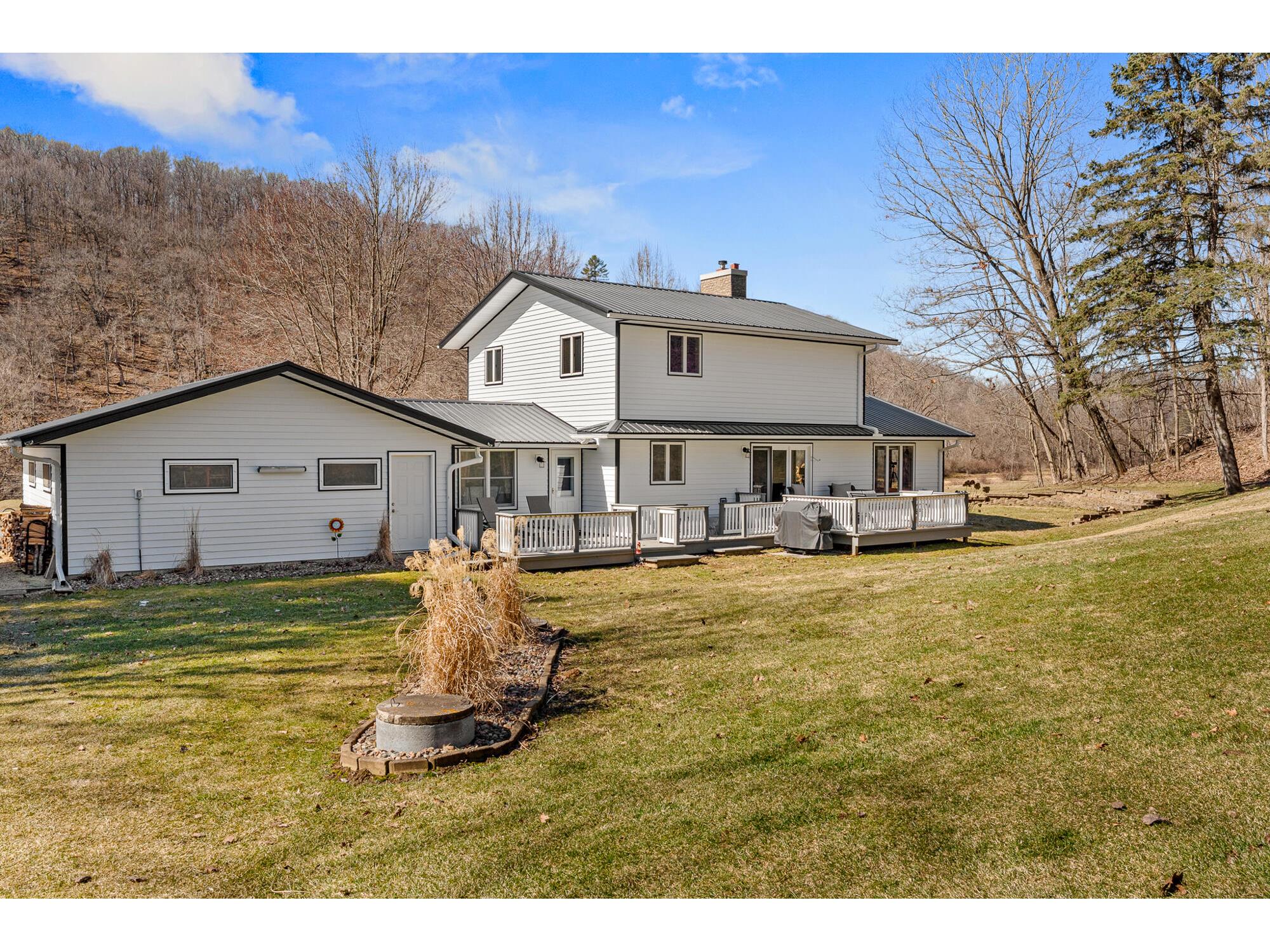 E10880 County Road P Clinton WI 54667 1955086 image33