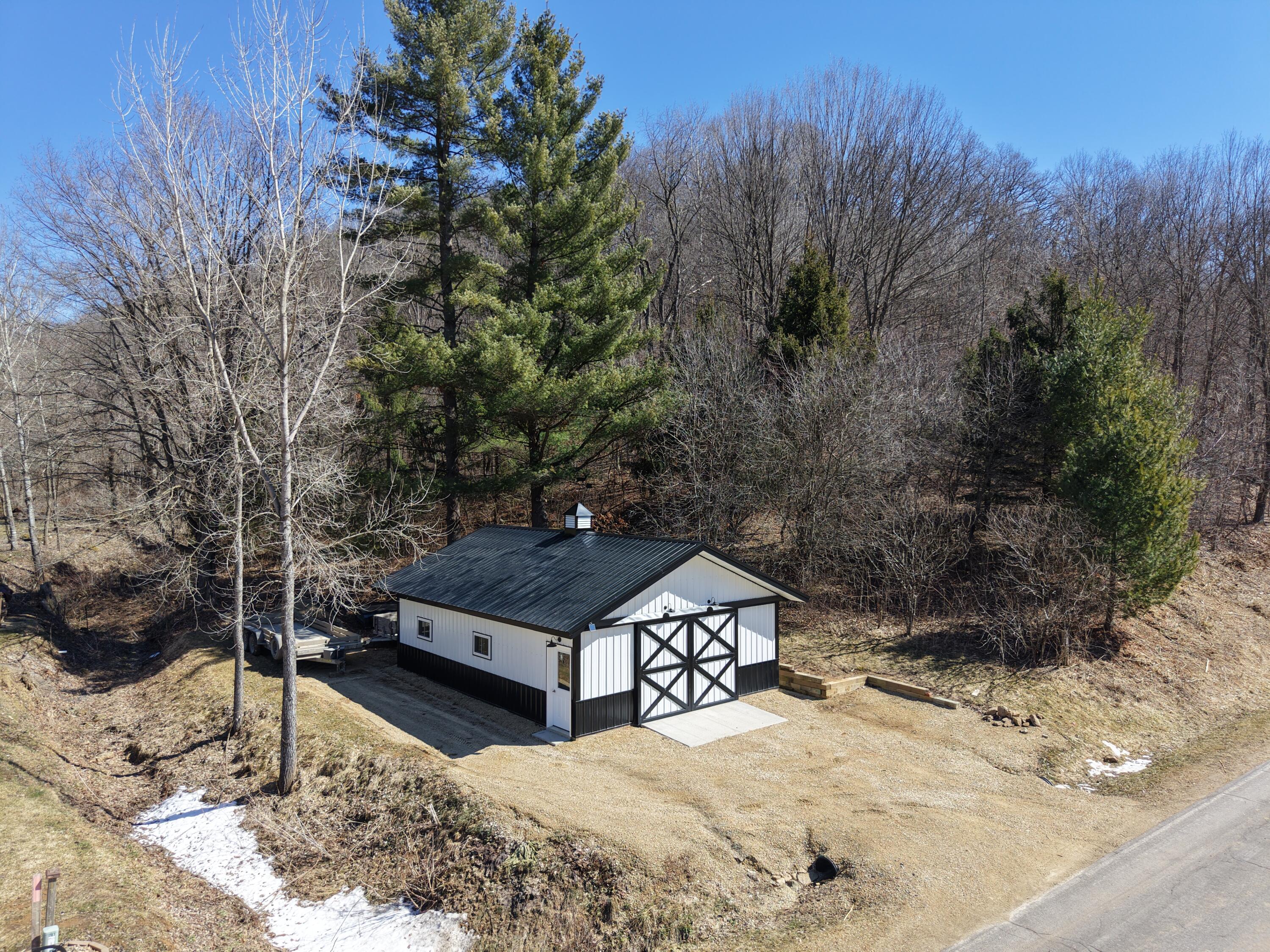 E10880 County Road P Clinton WI 54667 1955086 image45