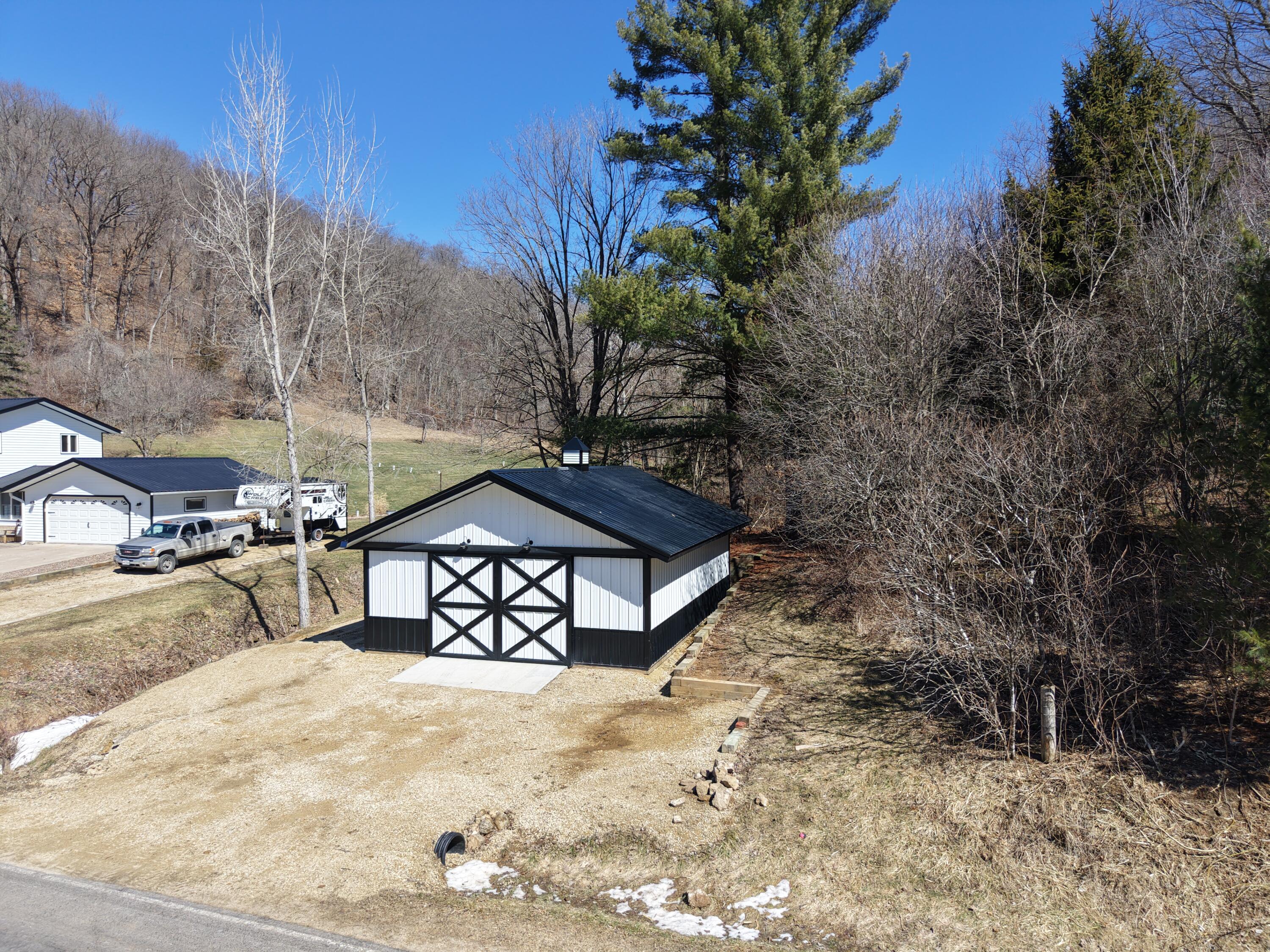 E10880 County Road P Clinton WI 54667 1955086 image46