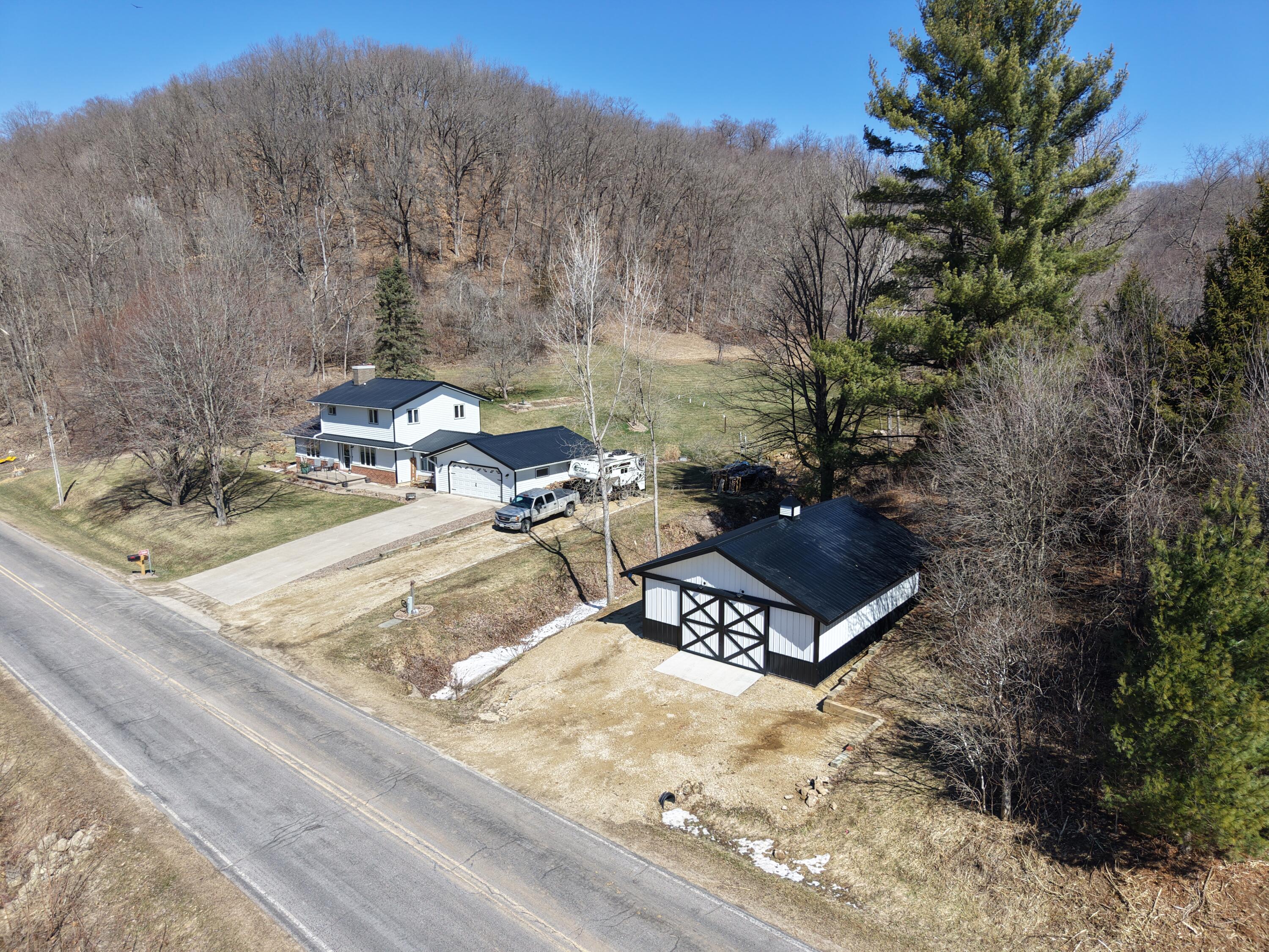 E10880 County Road P Clinton WI 54667 1955086 image8