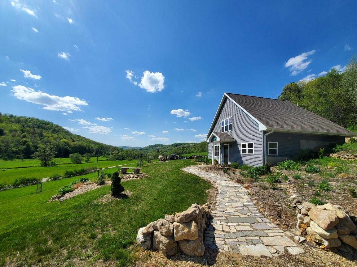 E13804 Compton Stark WI 54639 1829767 image1