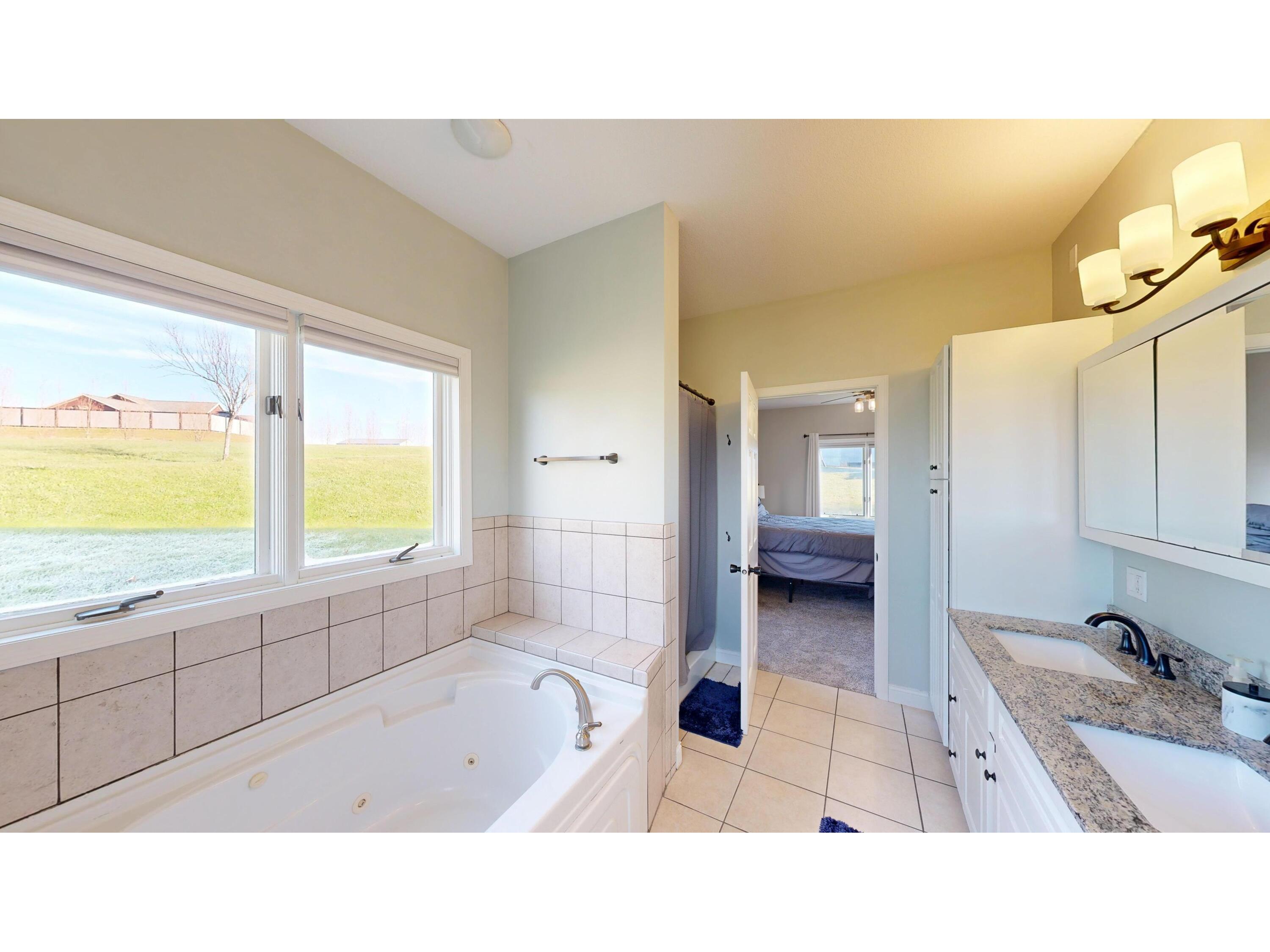 E2732 Brinkman Ridge Hamburg WI 54621 1943830 image23