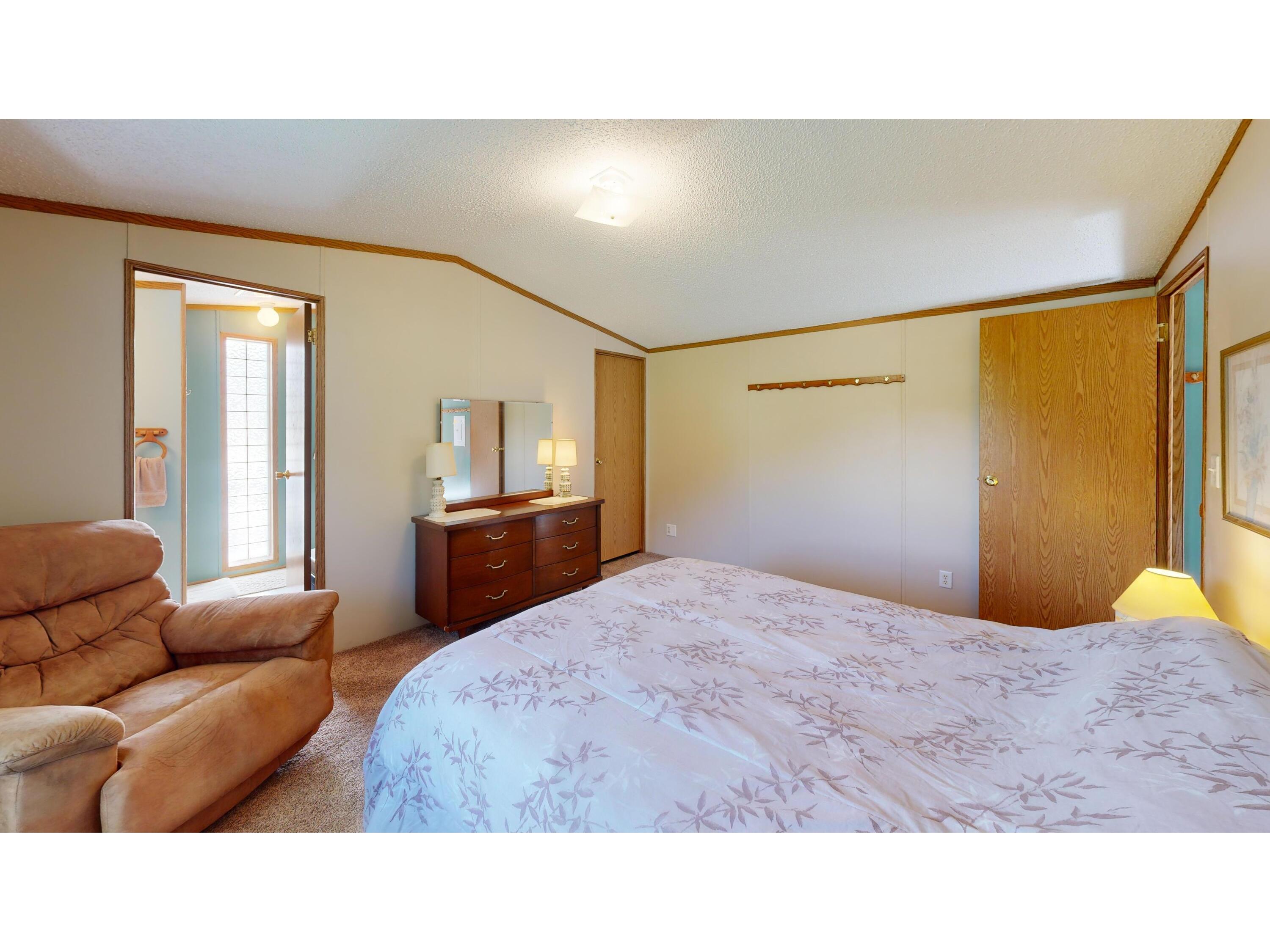 E2817 S Creek Genoa WI 54624 1932173 image15