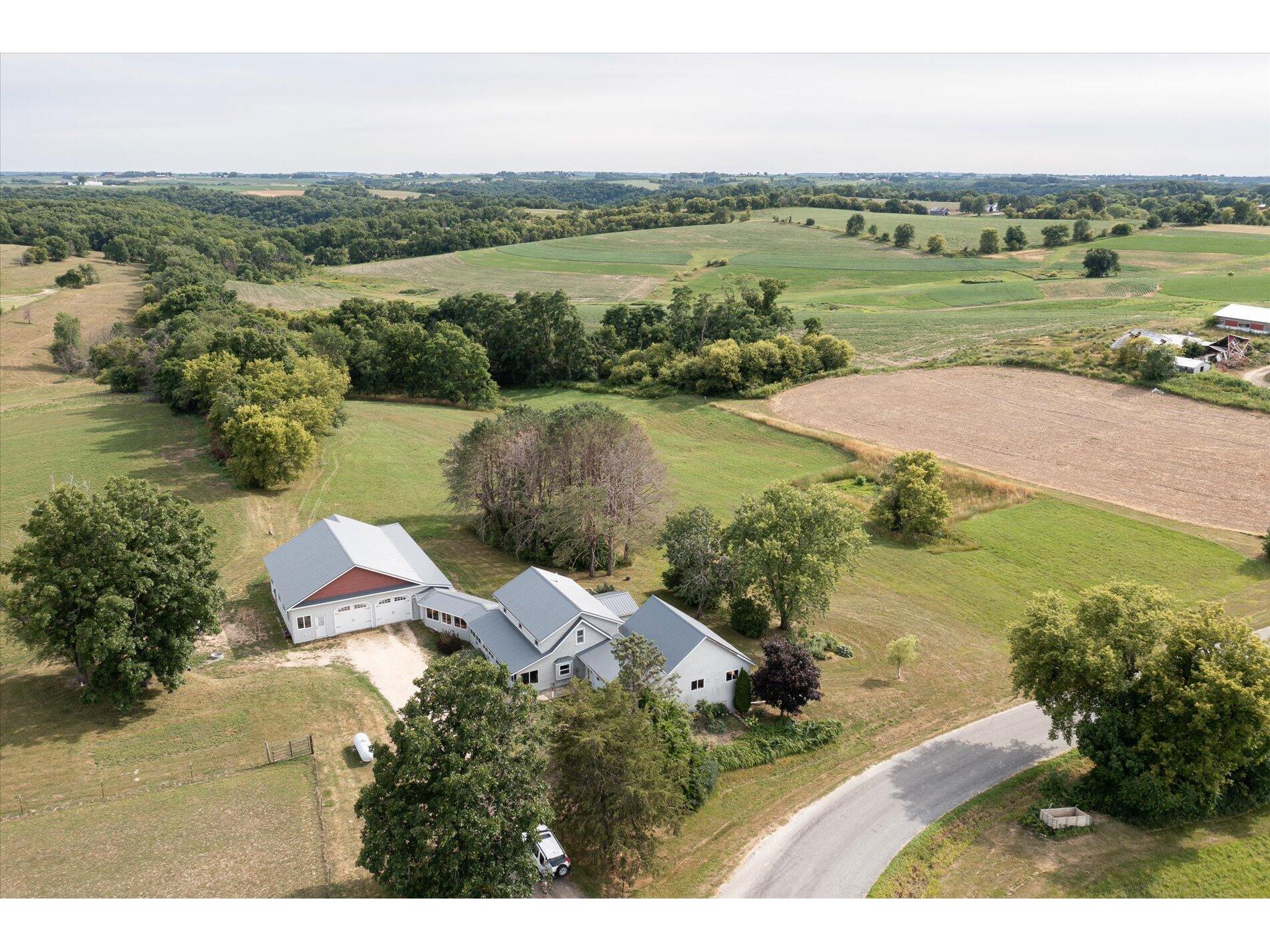 E5281 Irish Ridge Jefferson WI 54665 1842295 image1