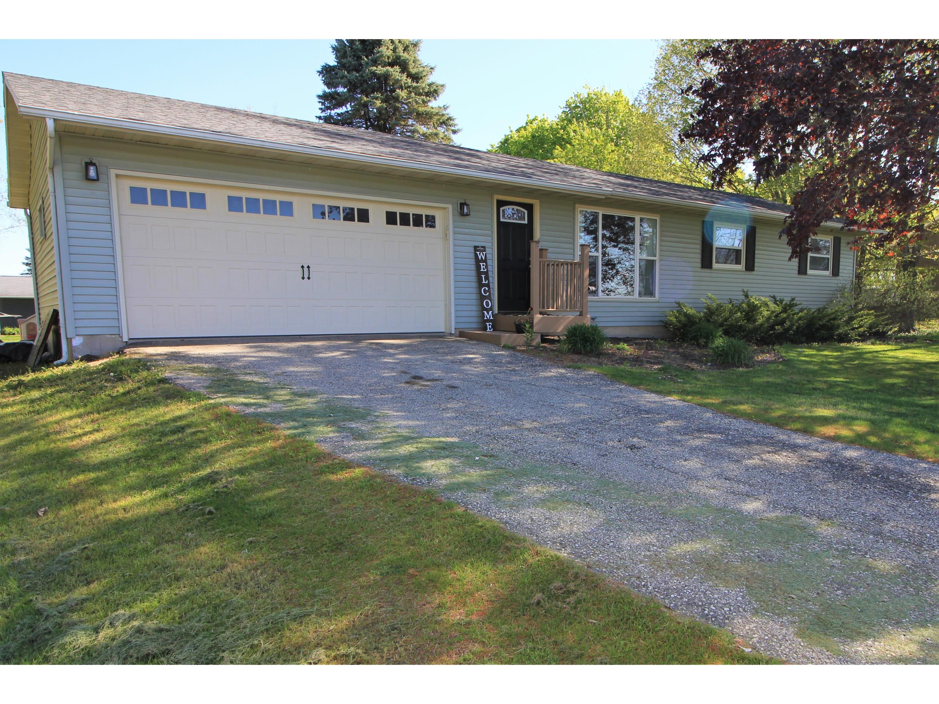 E7602 E Smith Rd, Viroqua, WI 54667 MLS 1740018 Edina Realty