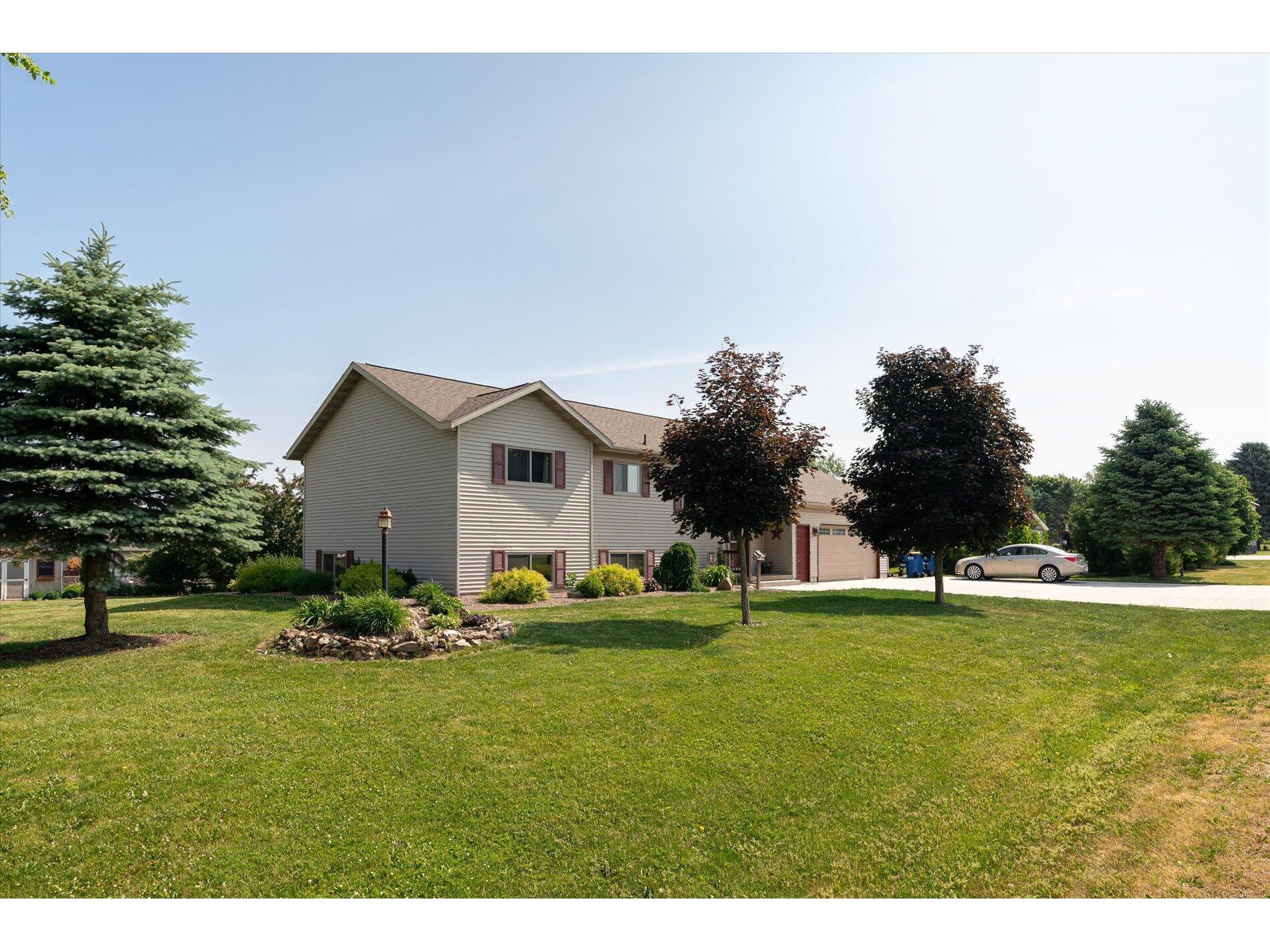 E7650 E Smith Viroqua WI 54667 1837839 image1