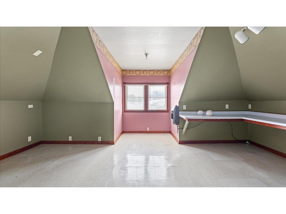 E8527 Nelson Kickapoo WI 54652 1946774 image29