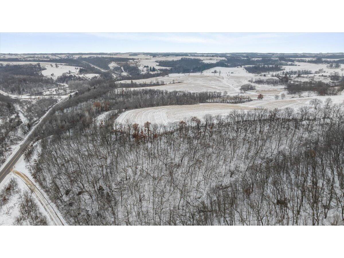 E8527 Nelson Kickapoo WI 54652 1946774 image46