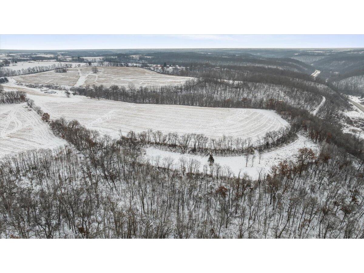 E8527 Nelson Kickapoo WI 54652 1946774 image63