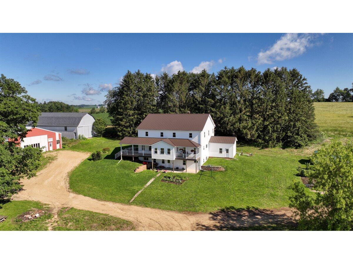 E9002A Buros Viroqua WI 54667 1881854 image1