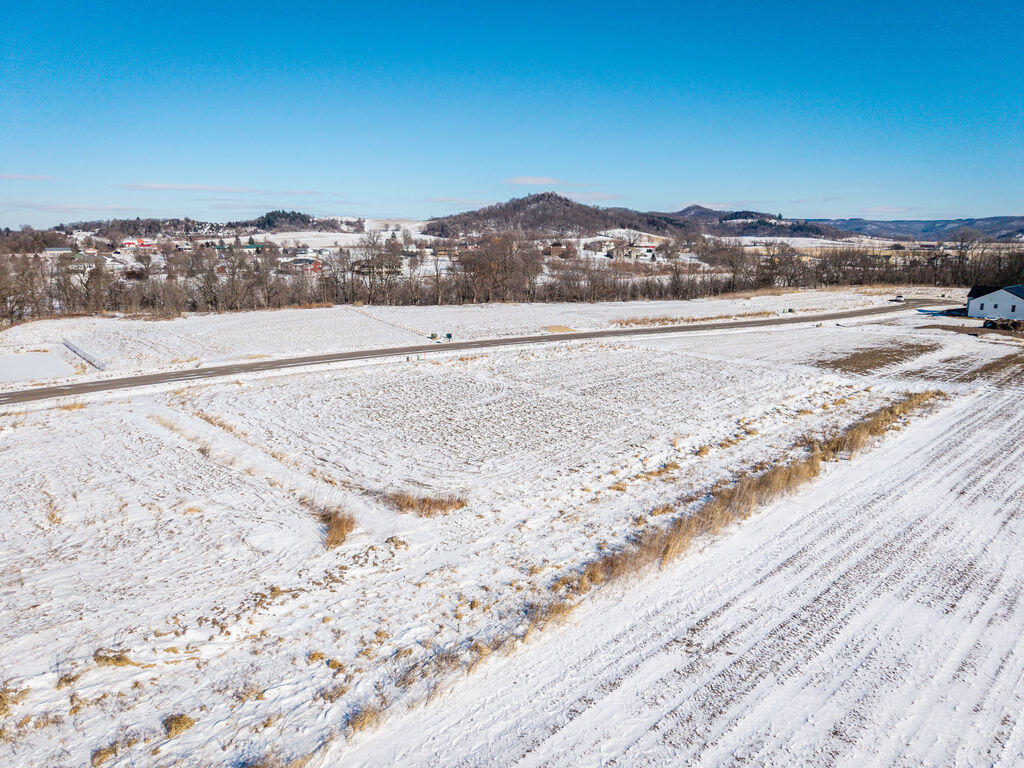 Lot 5 Twin Creeks Barre WI 54601 1948684 image1