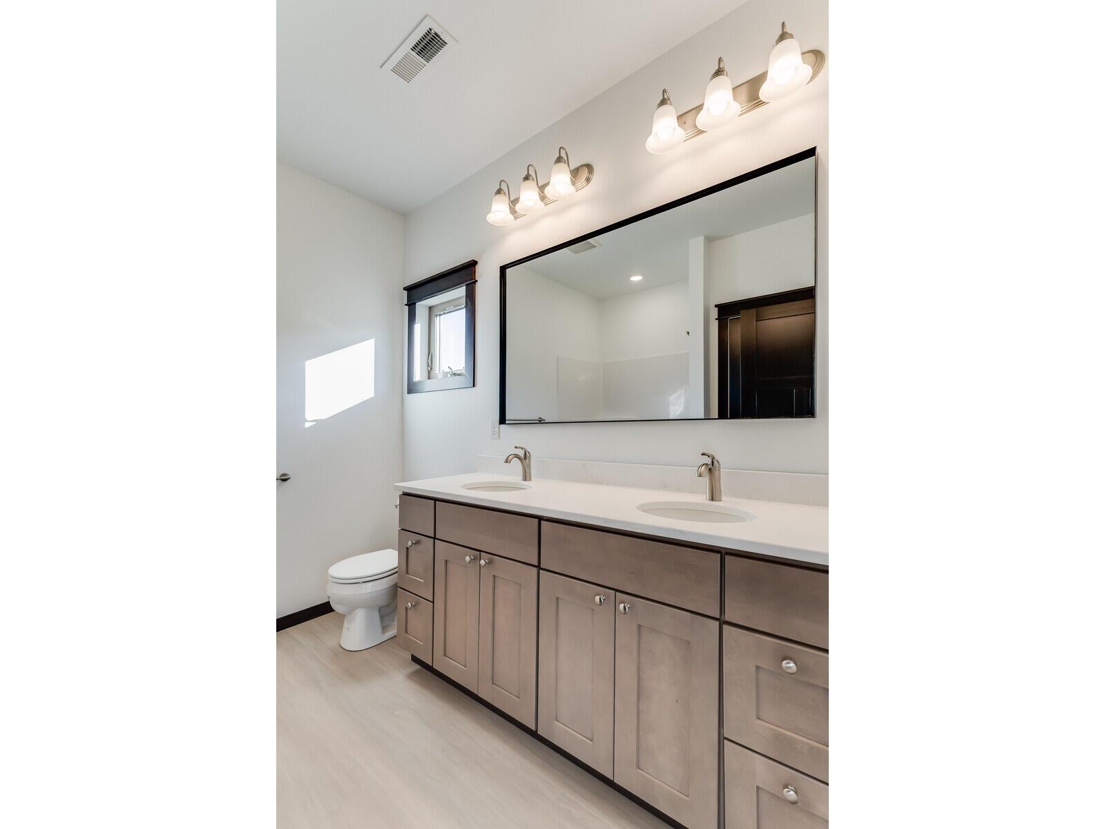 N1175 Breidel Coulee Shelby WI 54601 1946976 image35