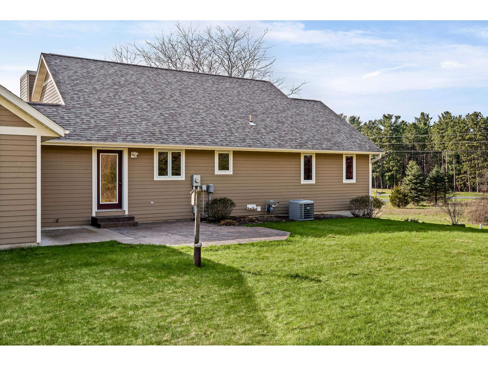 N12940 Sara Trempealeau WI 54661 1958836 image29