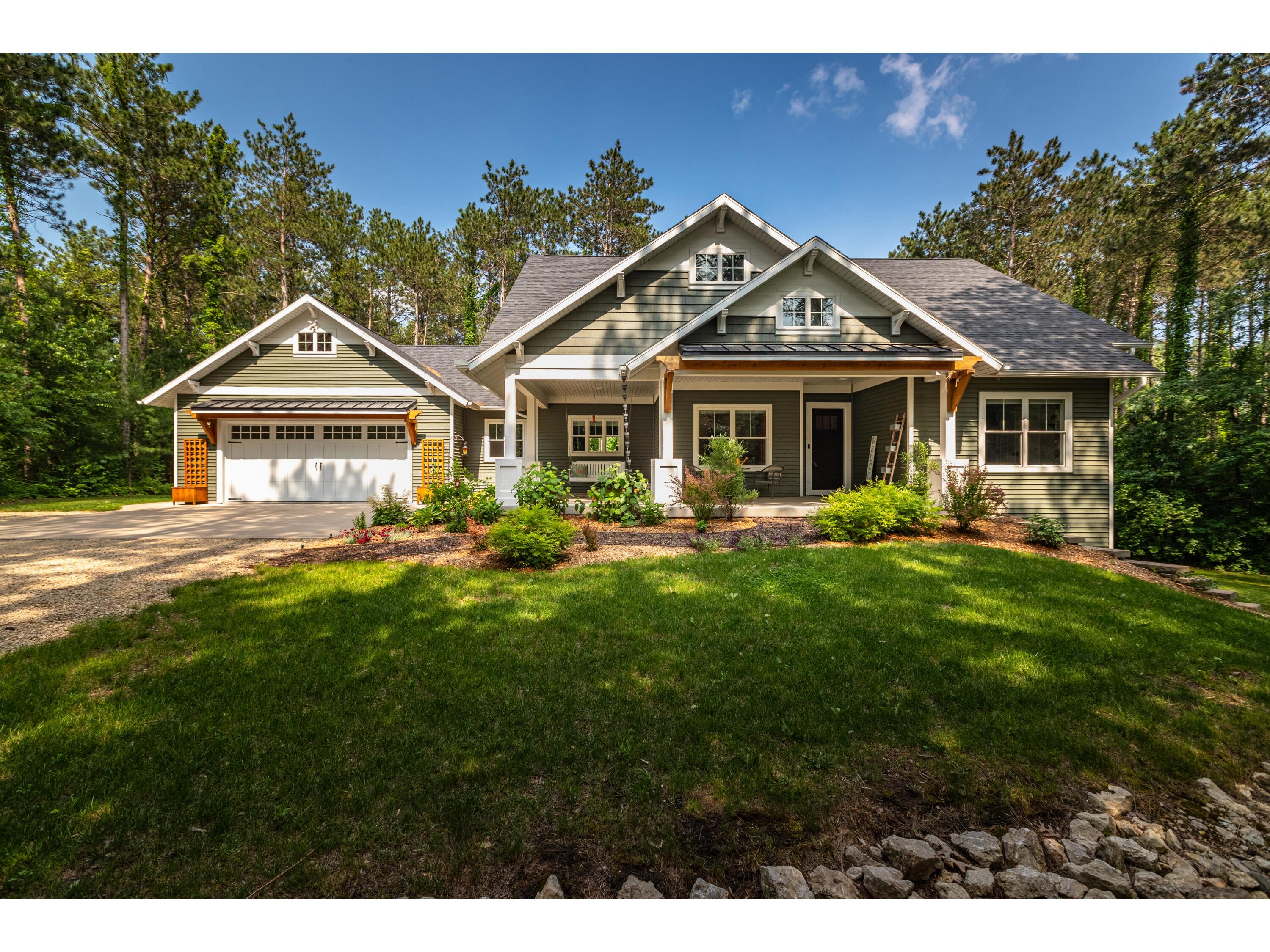 N15258 RIVER PINE Trempealeau WI 54661 1839606 image1