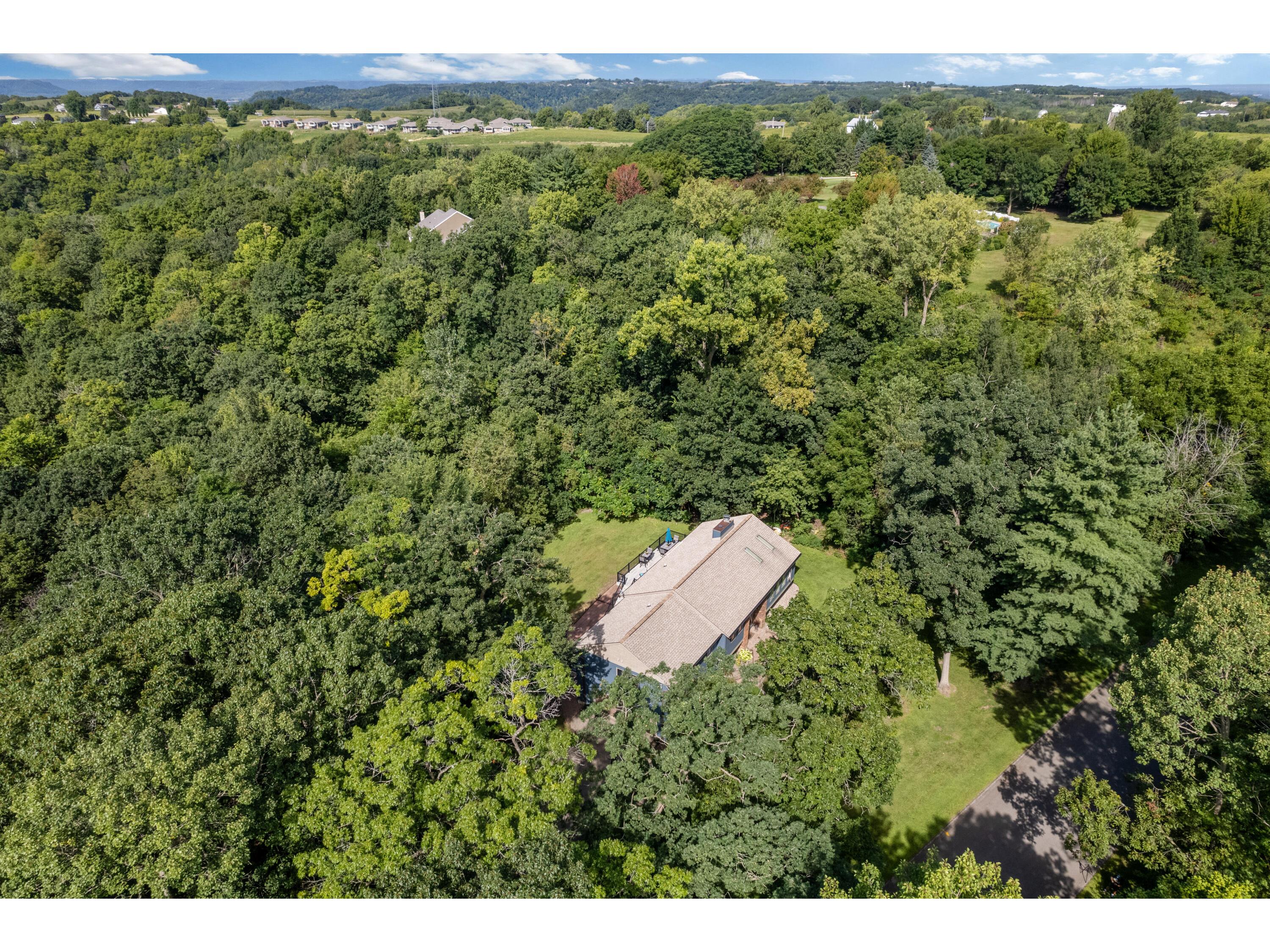 N1947 Forest Ridge Shelby WI 54601 1932858 image40