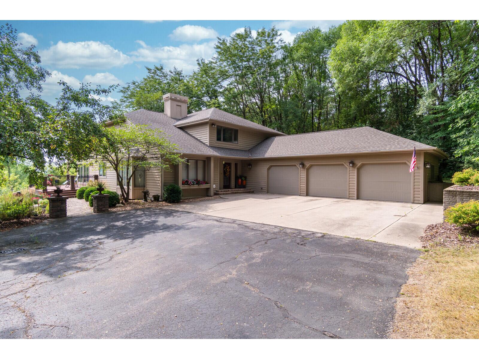 N2015 Stonecrest Shelby WI 54601 1941038 image2