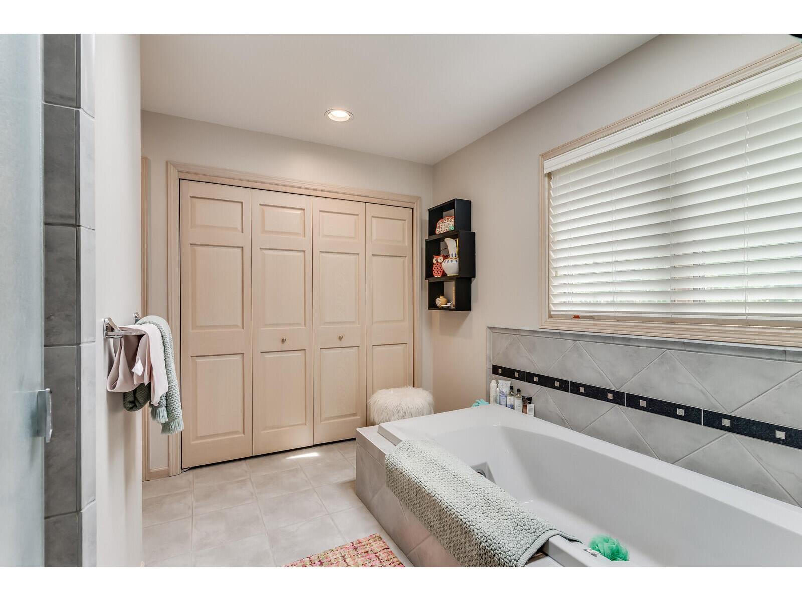 N2015 Stonecrest Shelby WI 54601 1941038 image40