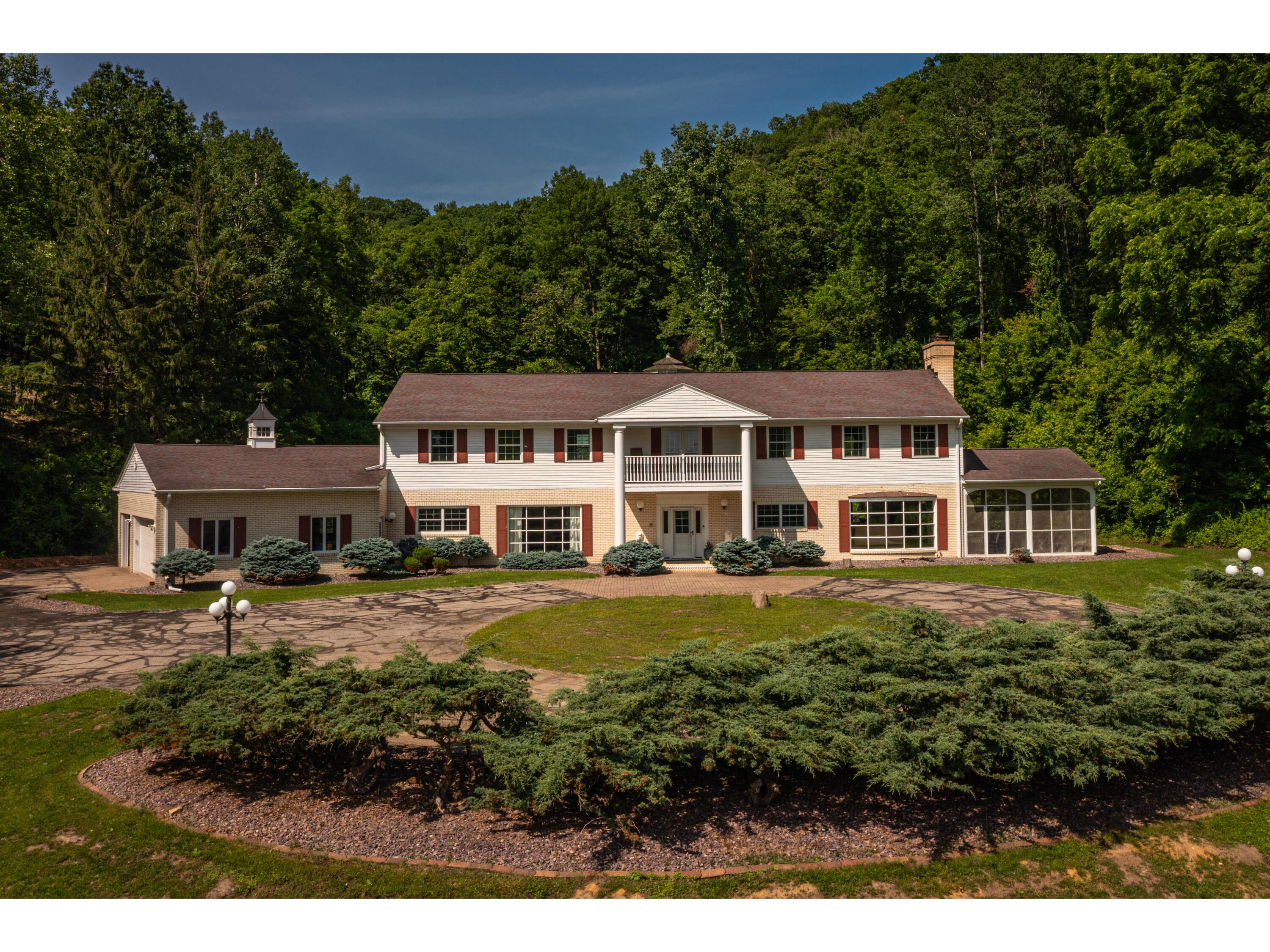 N2194 Valley Shelby WI 54601 1923040 image1