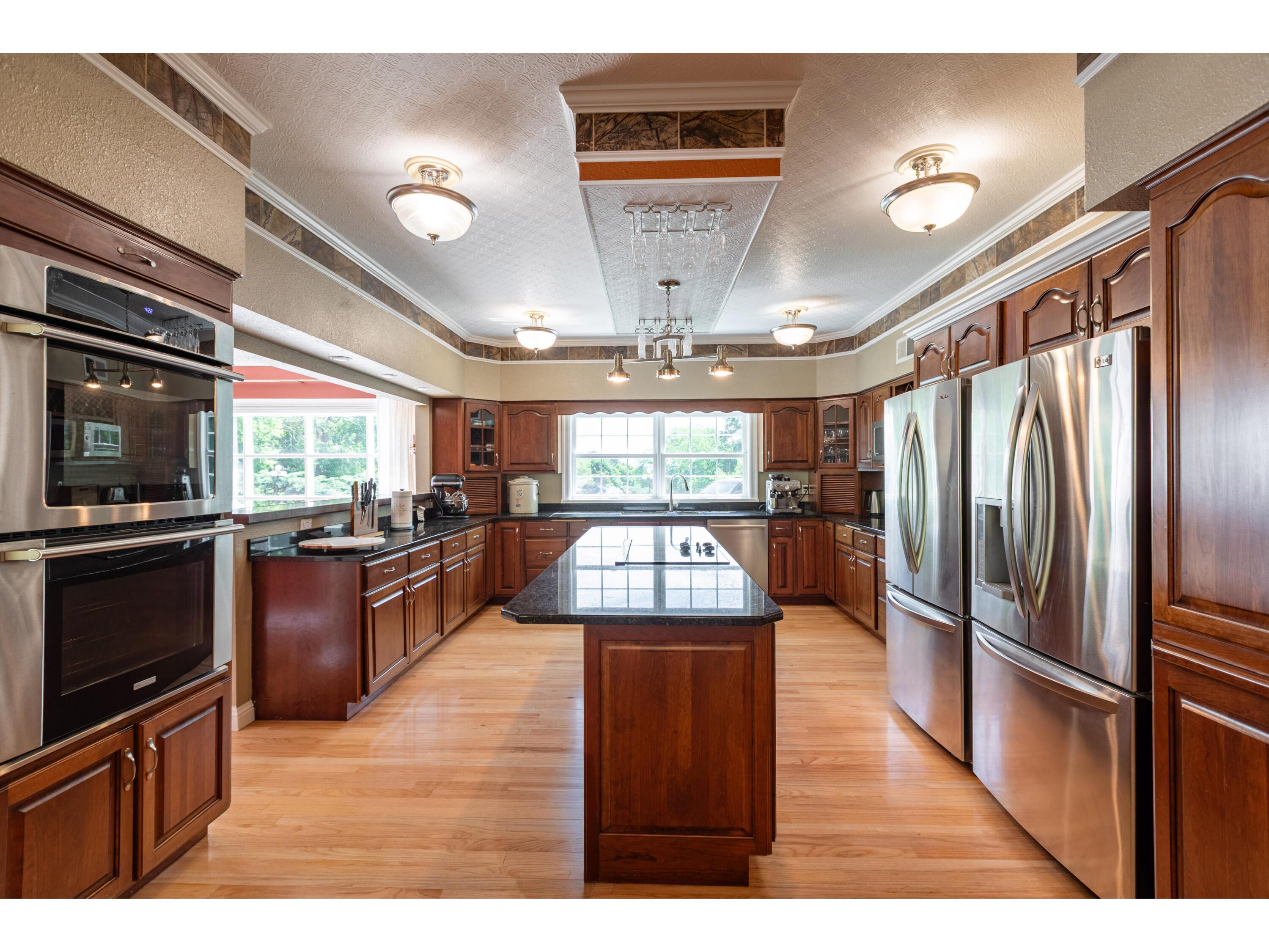 N2194 Valley Shelby WI 54601 1923040 image13