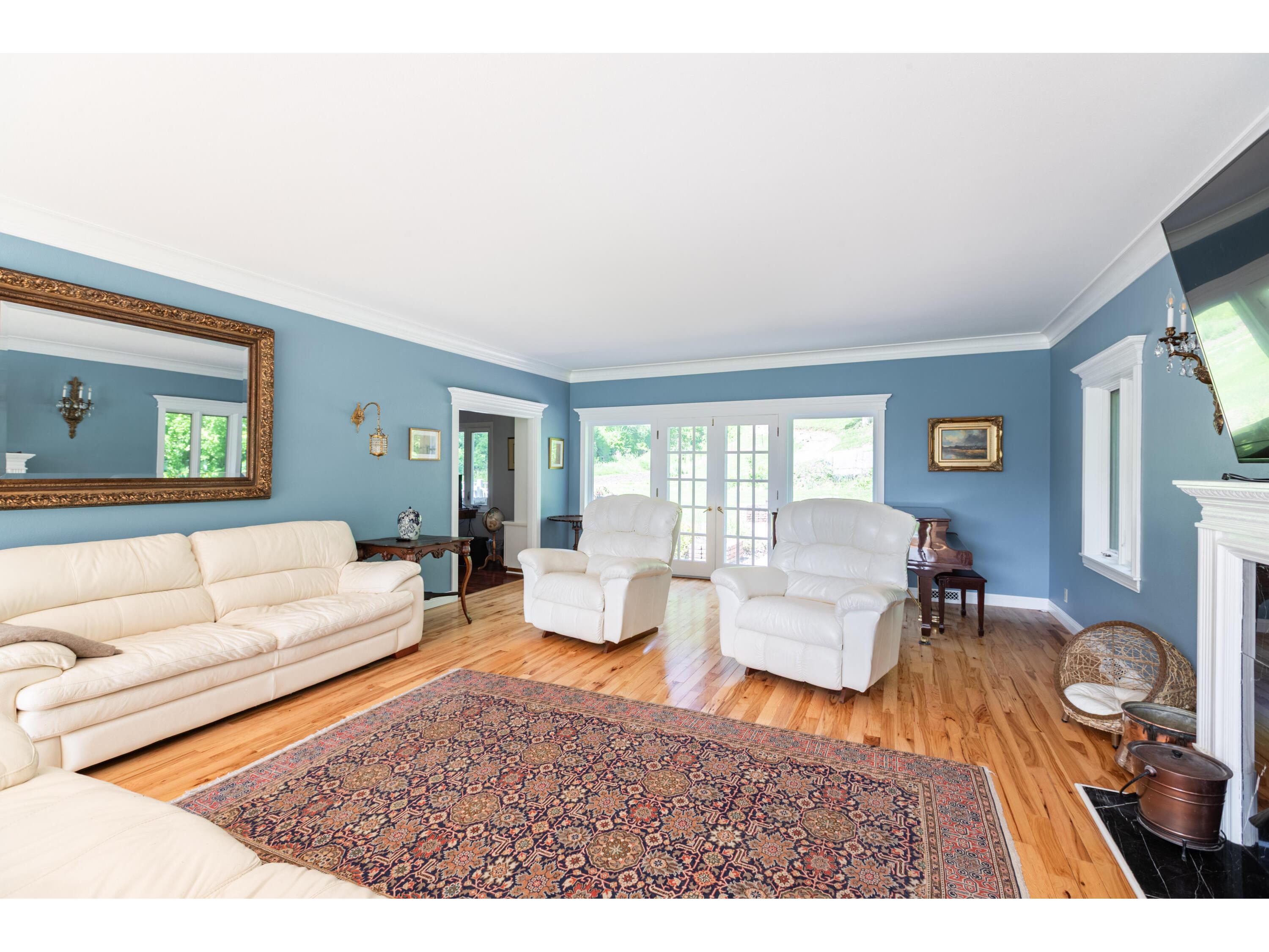 N2194 Valley Shelby WI 54601 1923040 image17