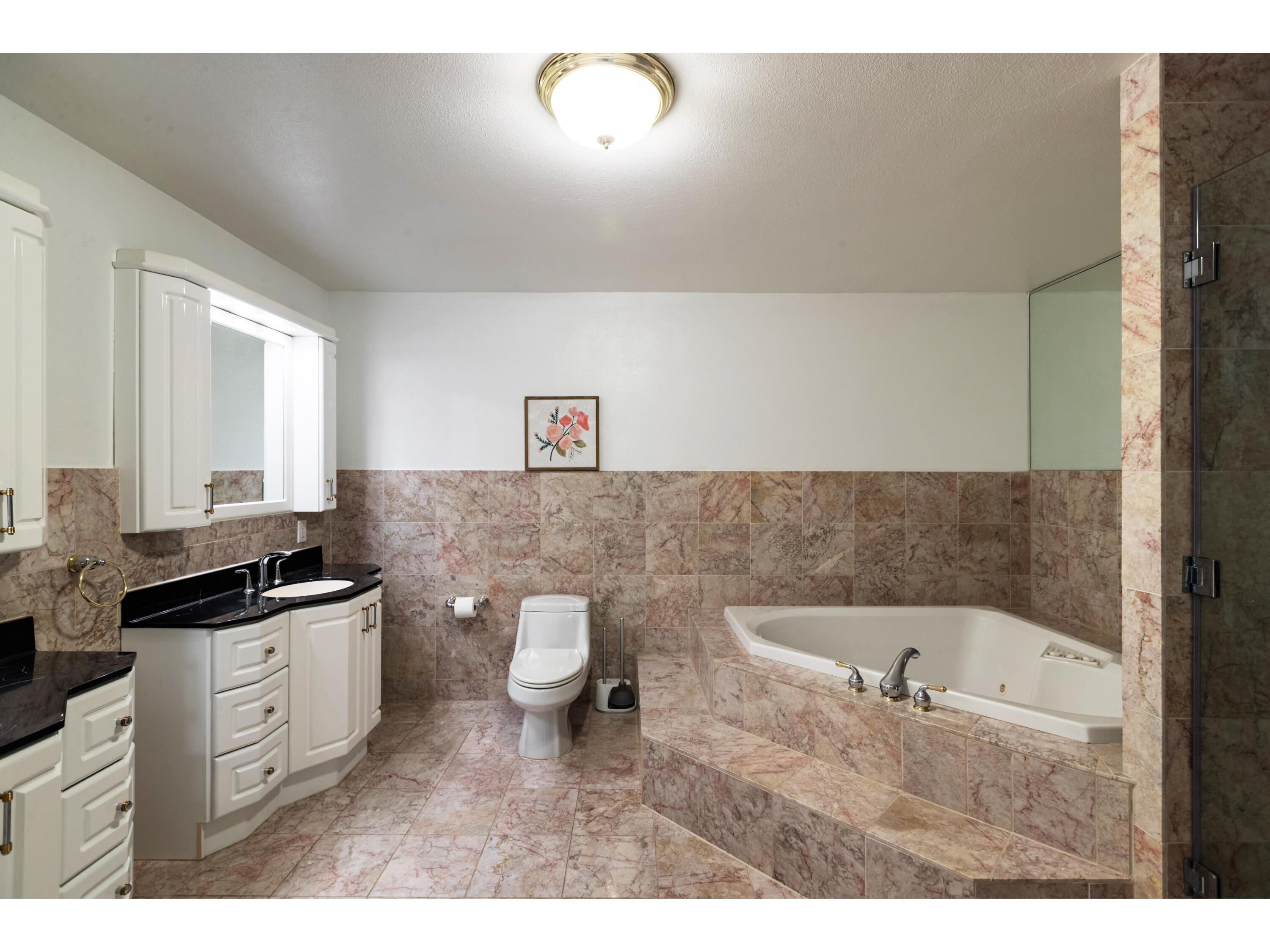 N2194 Valley Shelby WI 54601 1923040 image31